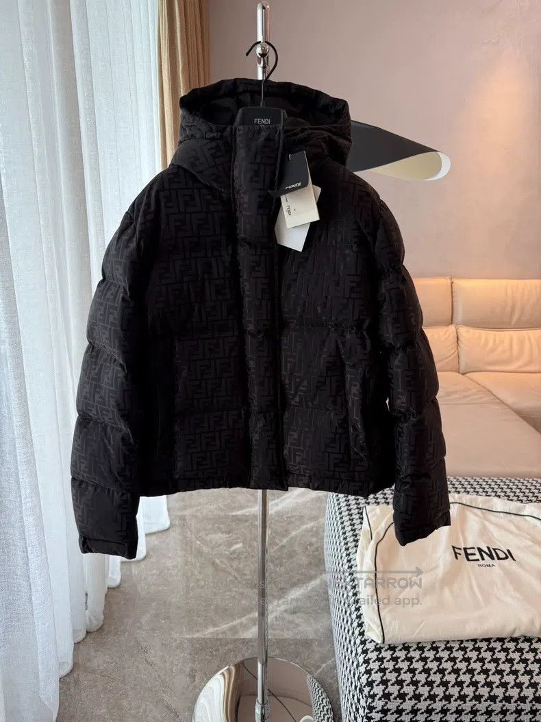 Fendi Fendi Monogrammed Puffer Jacket Size L / US 10 / IT 46 - 1 Thumbnail
