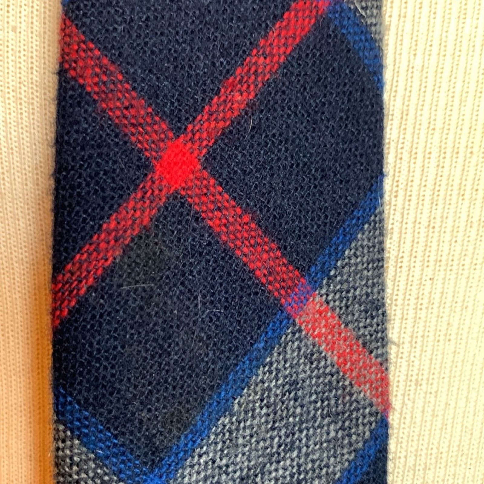 Vintage Scottish tartan clan plaid woven wool necktie Great Britain Size ONE SIZE - 2 Thumbnail