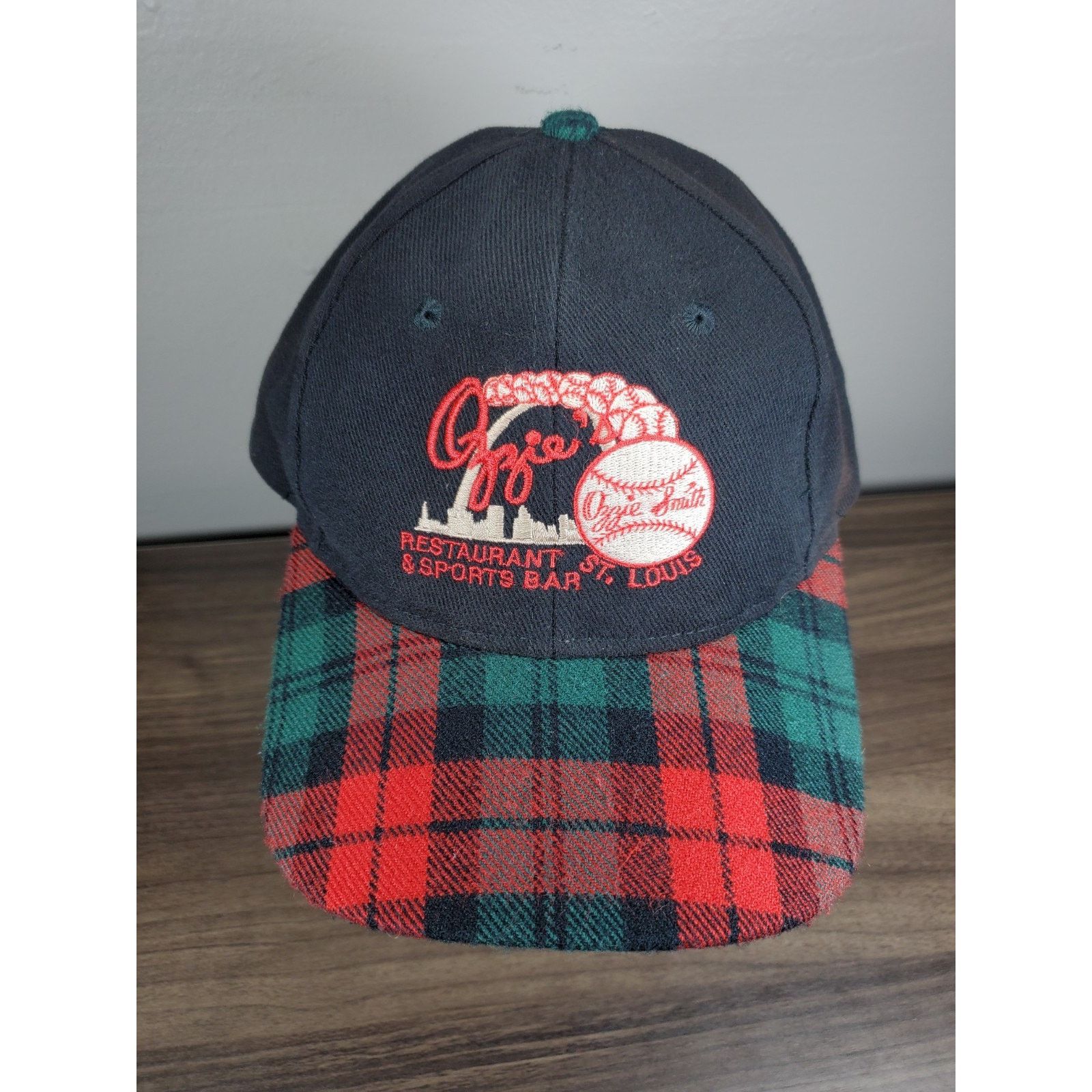 MLB × Vintage Ozzie's Restaurant Sports Bar Hat Cap Ozzie Smith St. Louis Size ONE SIZE - 4 Thumbnail
