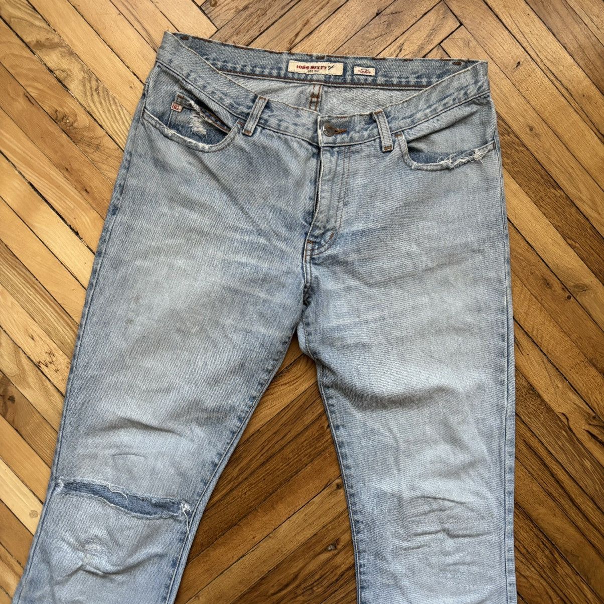 Le Grande Bleu (L.G.B.) × Miss Sixty Vintage Y2K Distressed Miss Sixty Flared Jeans Size 30" / US 8 / IT 44 - 3 Thumbnail