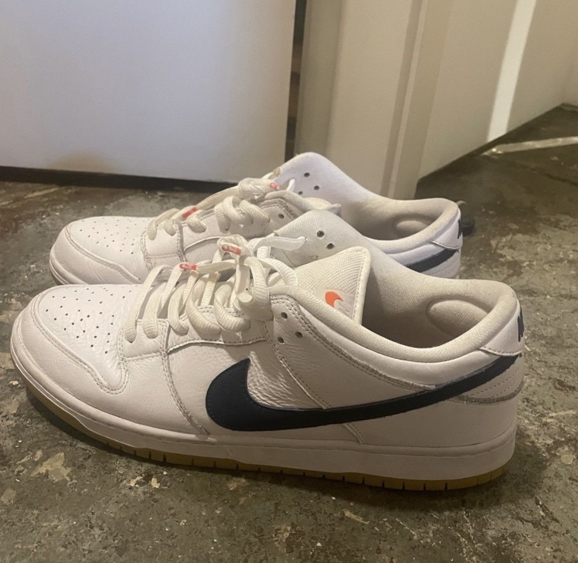 dunk orange label navy