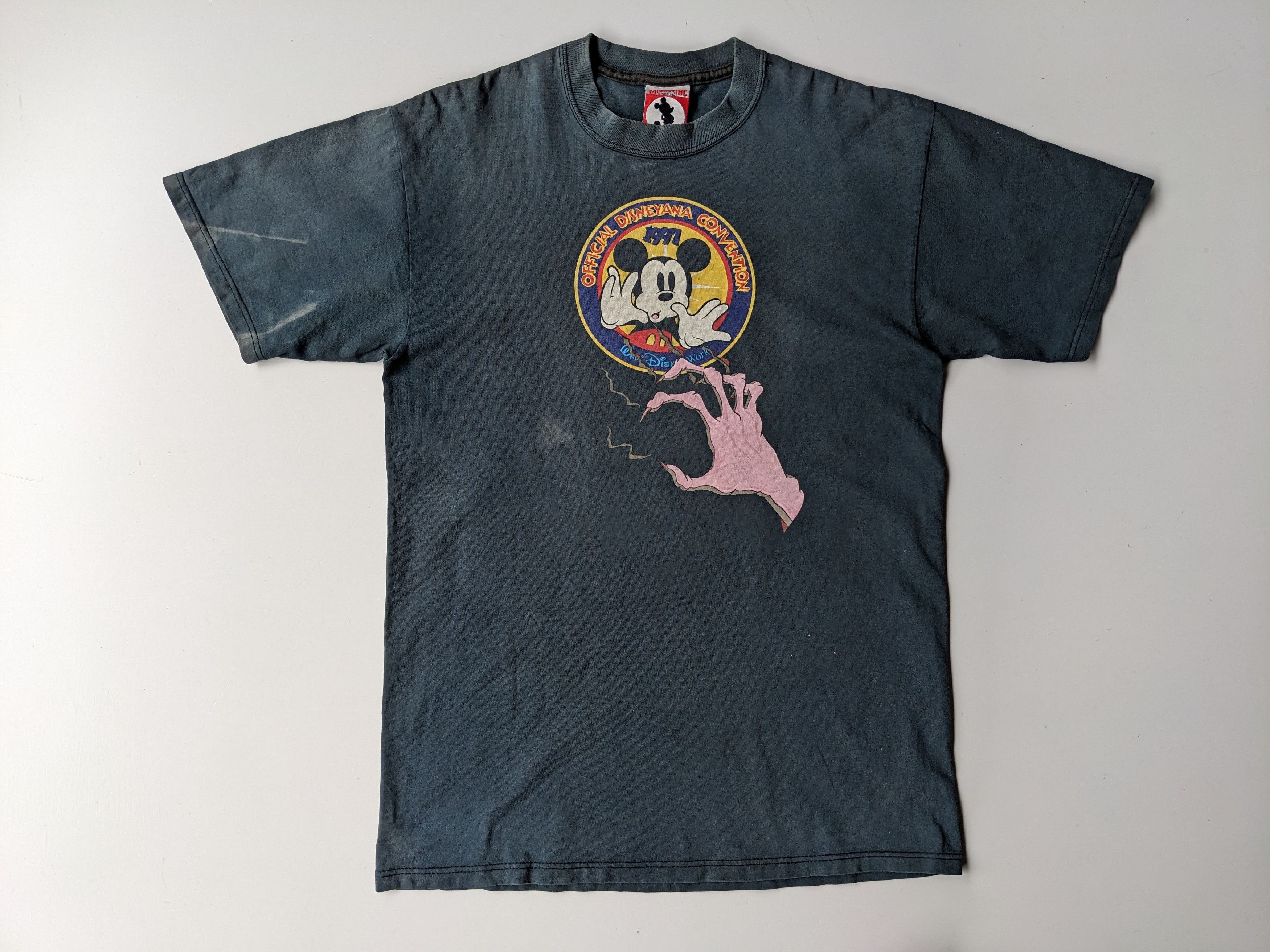 Disney Vintage 1997 Disney Villains backhit Size US M / EU 48-50 / 2 - 2 Thumbnail
