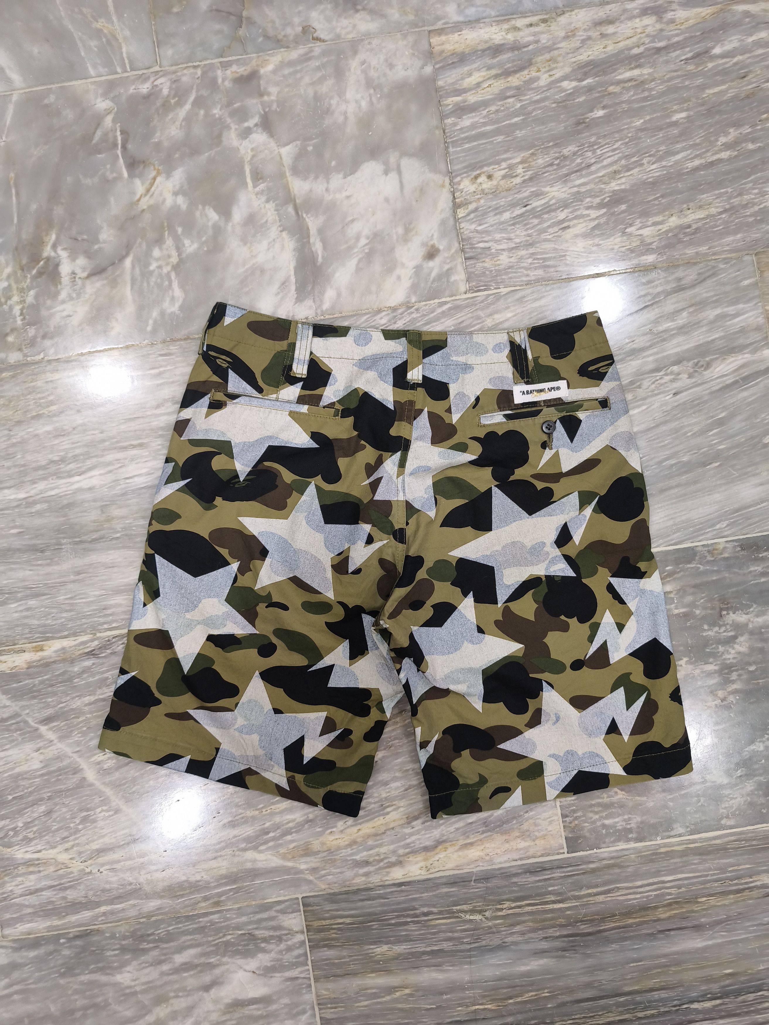 Bape OG Bape Classic Bapesta 1st Camo Shorts Size US 31 - 5 Thumbnail