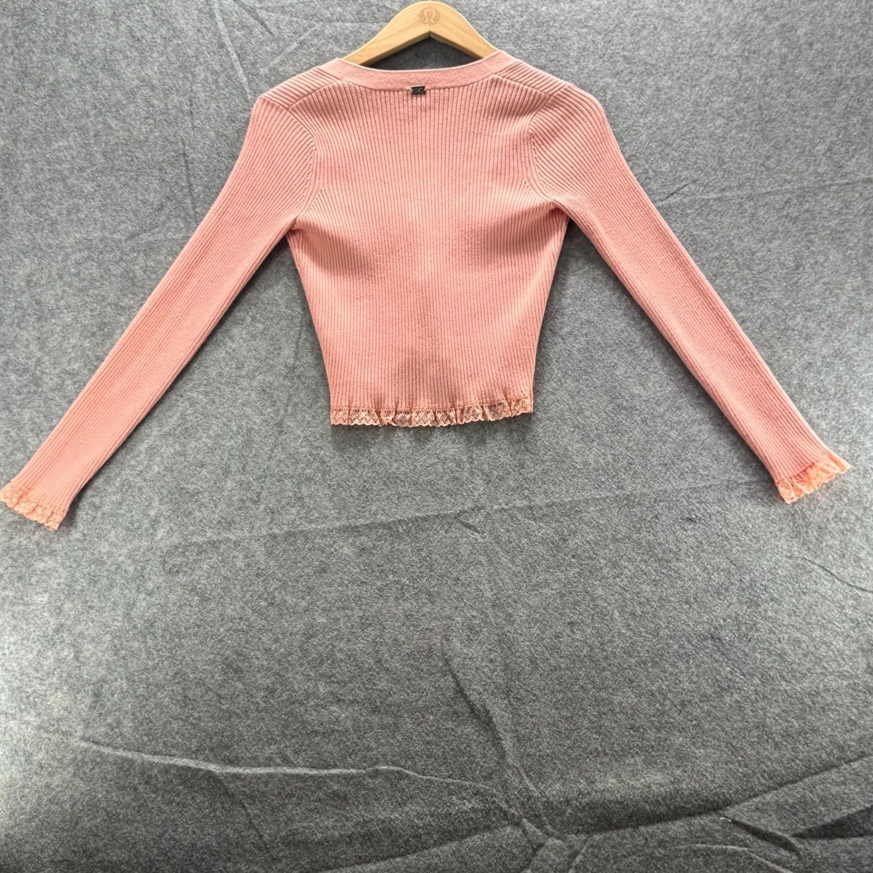 For Love & Lemons For Love & Lemons Sweater Cardigan Womens XXS Pink Lace Cropped Button Front Size XXS / US 00 / IT 34 - 7 Thumbnail