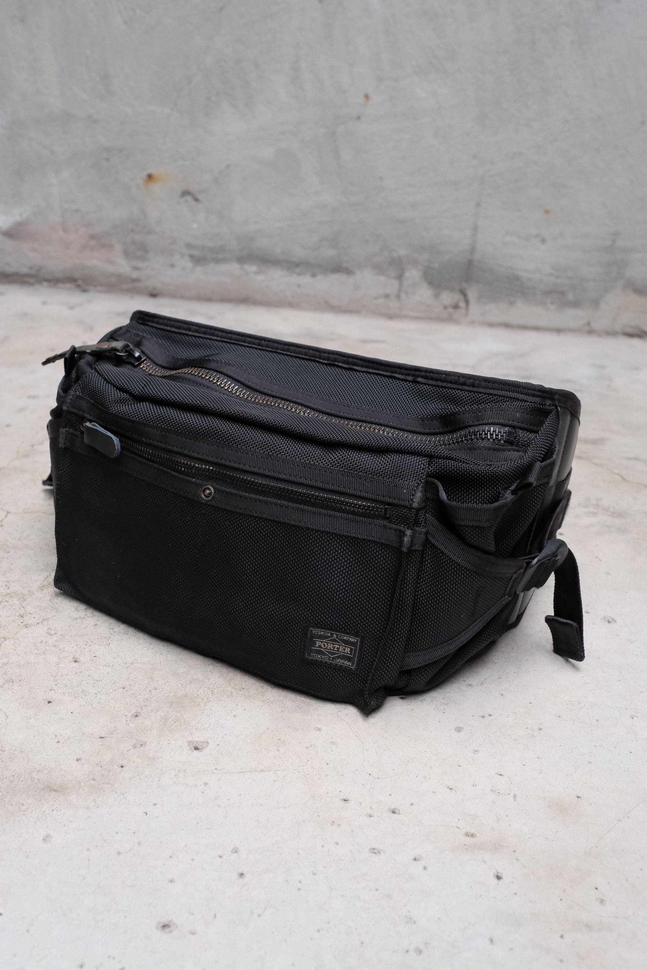 Kaptain Sunshine × Porter Porter x Kaptain Sunshine traveller's