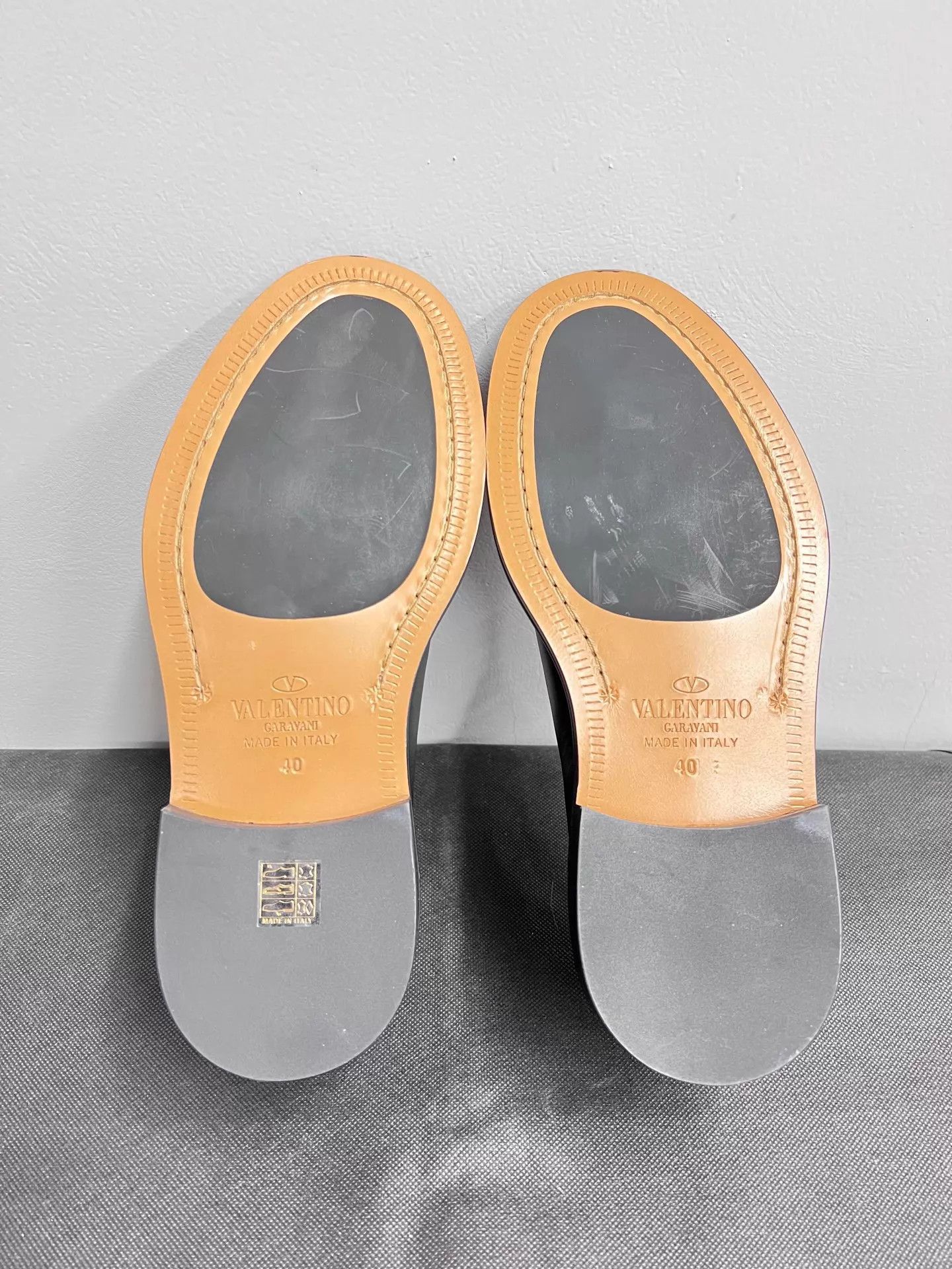 Valentino Valentino round toe lace-up Derby shoe 40 EU/US 6 BNIB Size US 7 / EU 40 - 7 Thumbnail