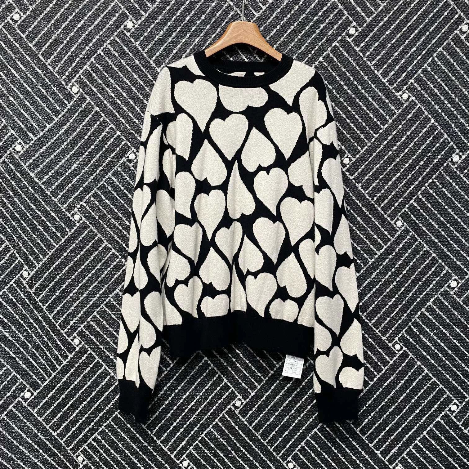 Heart Pattern Long Sleeve Knit Sweater