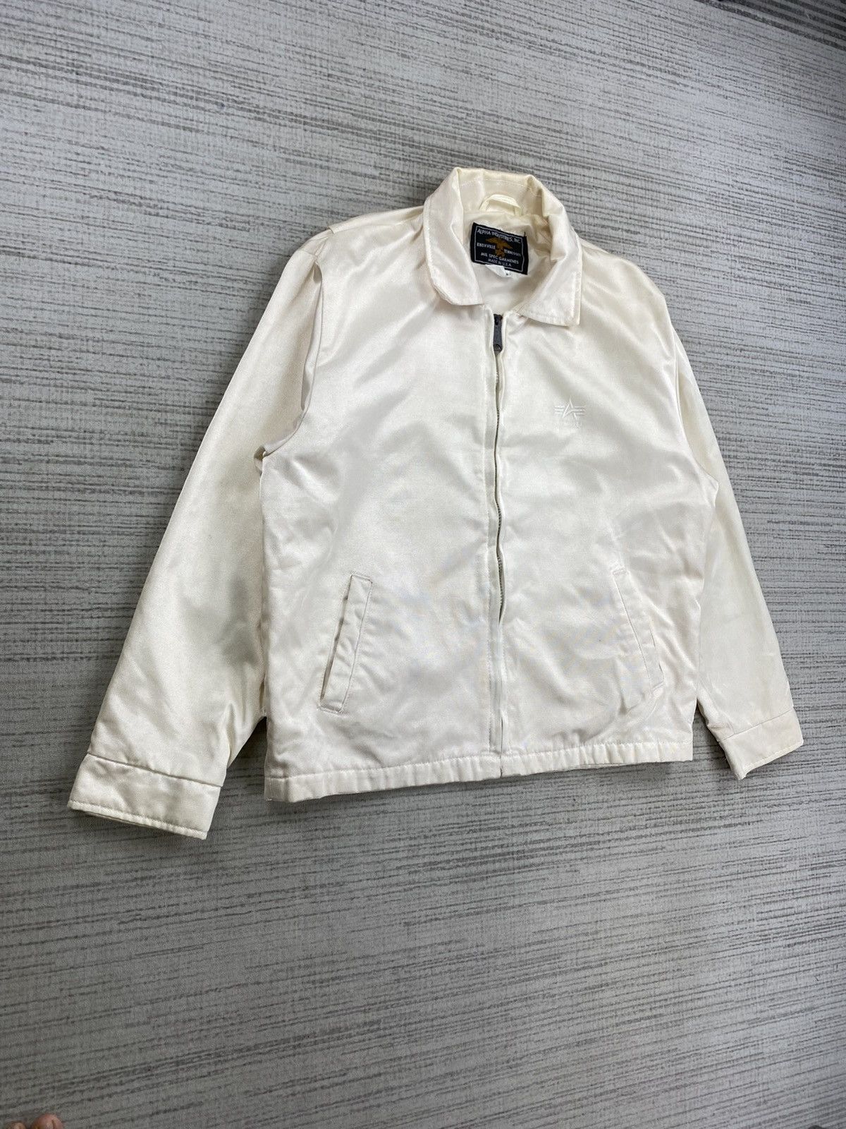 Alpha Industries 🔥RARE Vintage Alpha Industries White Bomber Jacket Size US M / EU 48-50 / 2 - 3 Thumbnail