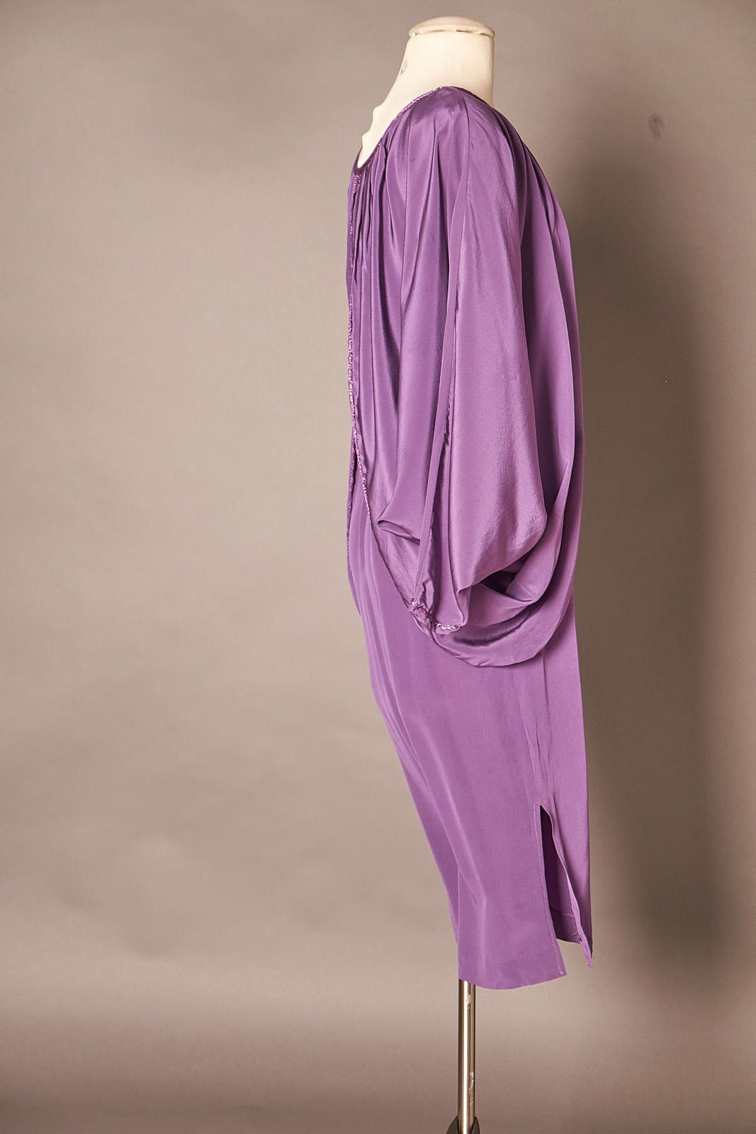 Vintage Vintage Purple Caped Shift Dress Size M / US 6-8 / IT 42-44 - 5 Thumbnail