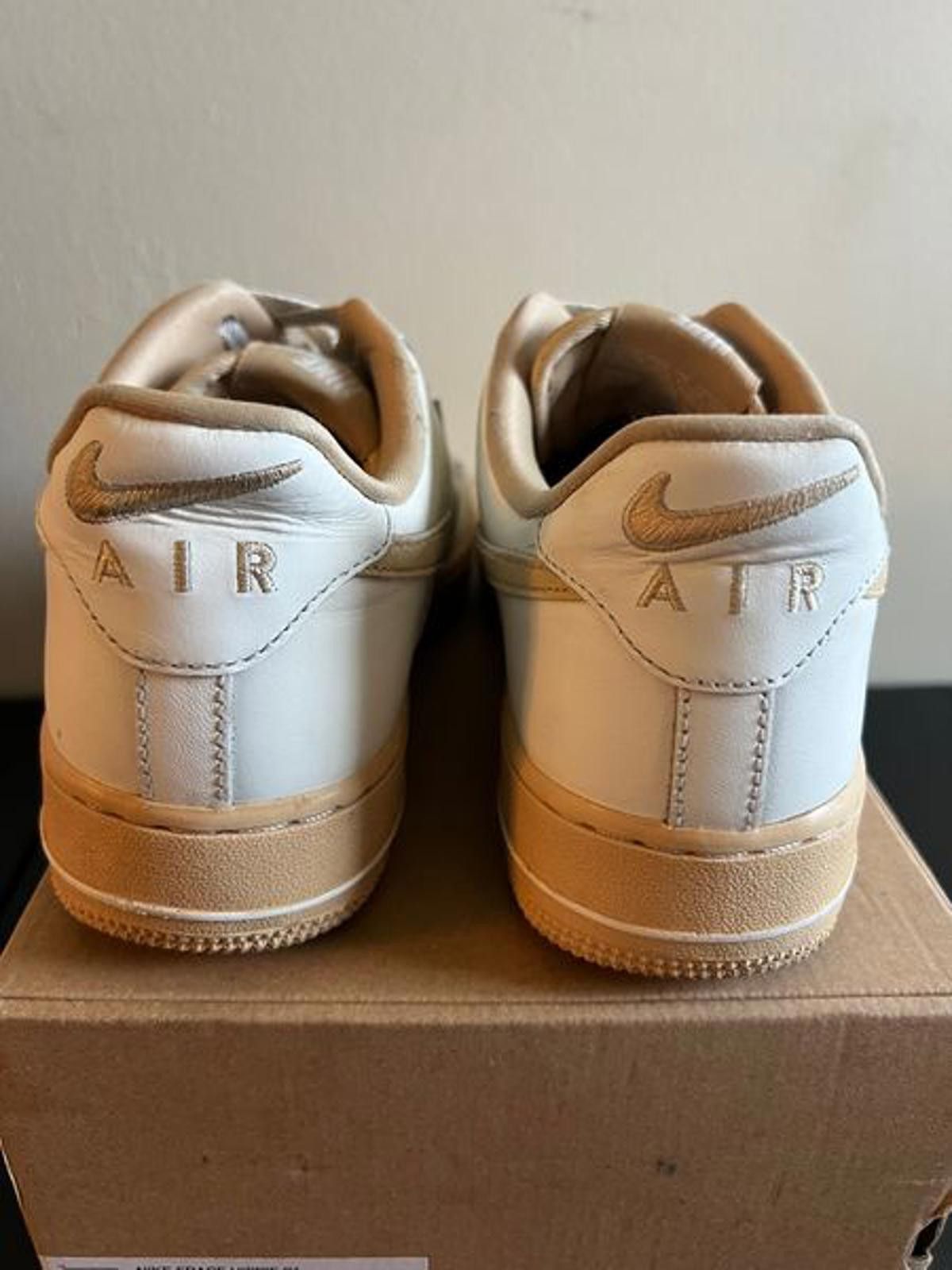 Nike Nike Air Force 1 '07 Sail Sesame Womens (Size 9) Size US 9 / IT 39 - 3 Thumbnail