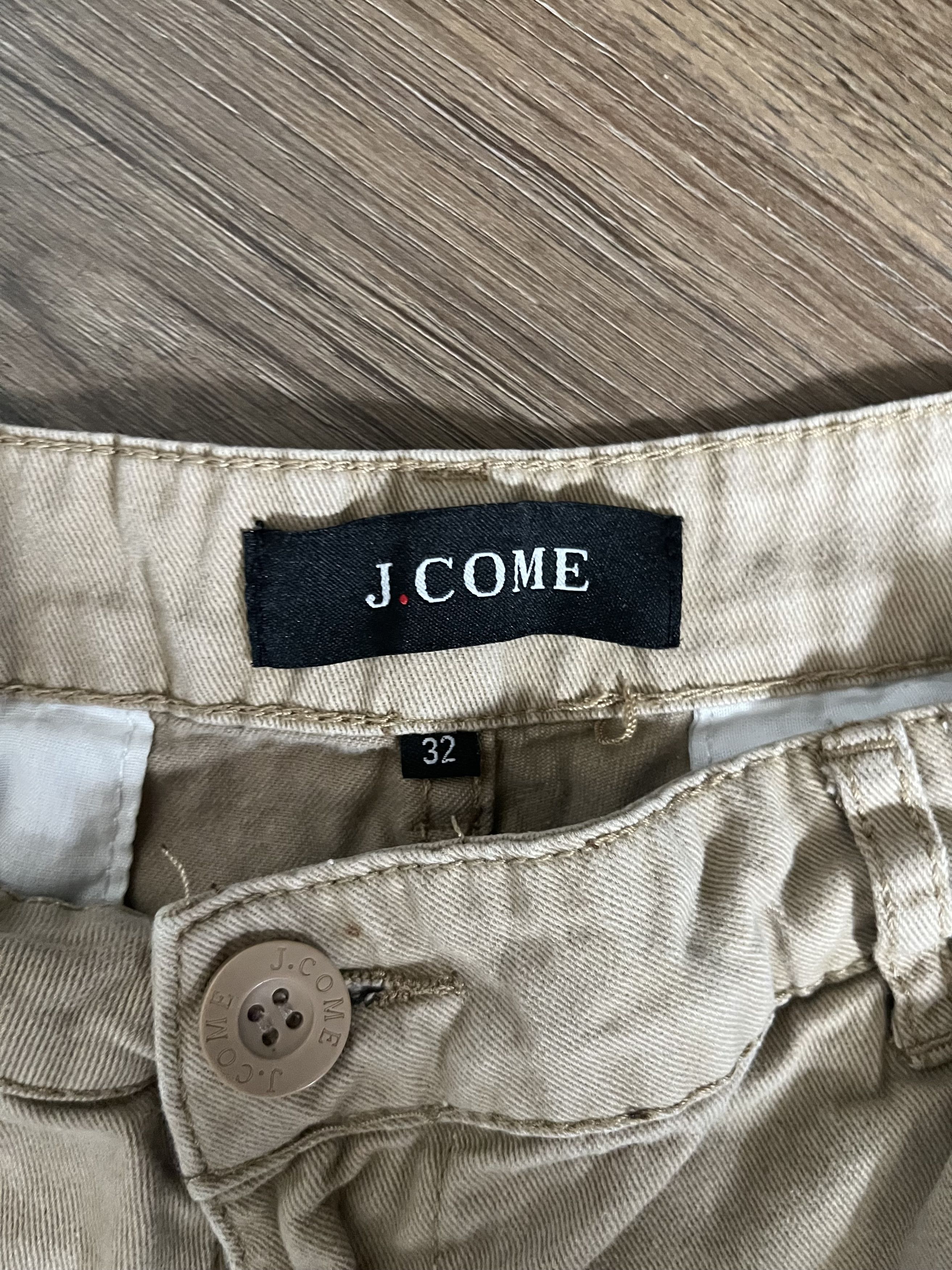 Vintage Vintage Baggy Khaki Cargo Shorts Size US 32 / EU 48 - 3 Thumbnail