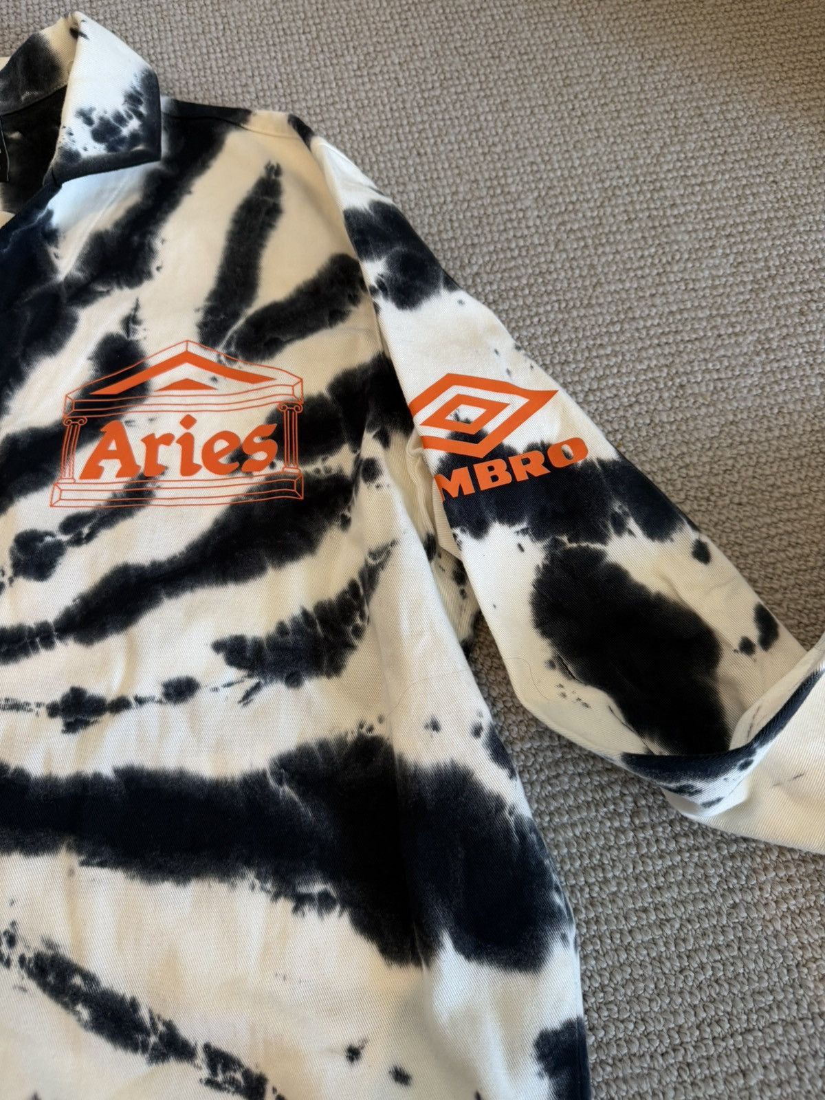 Aries Aries x Umbro Tie-Dye Soccer Jersey Sweatshirt Size US M / EU 48-50 / 2 - 2 Thumbnail