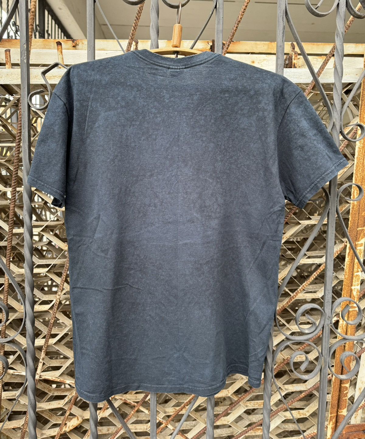 Band Tees Vintage 2000s Enter Shikari Washed T Shirt Y2K Size US L / EU 52-54 / 3 - 9 Thumbnail