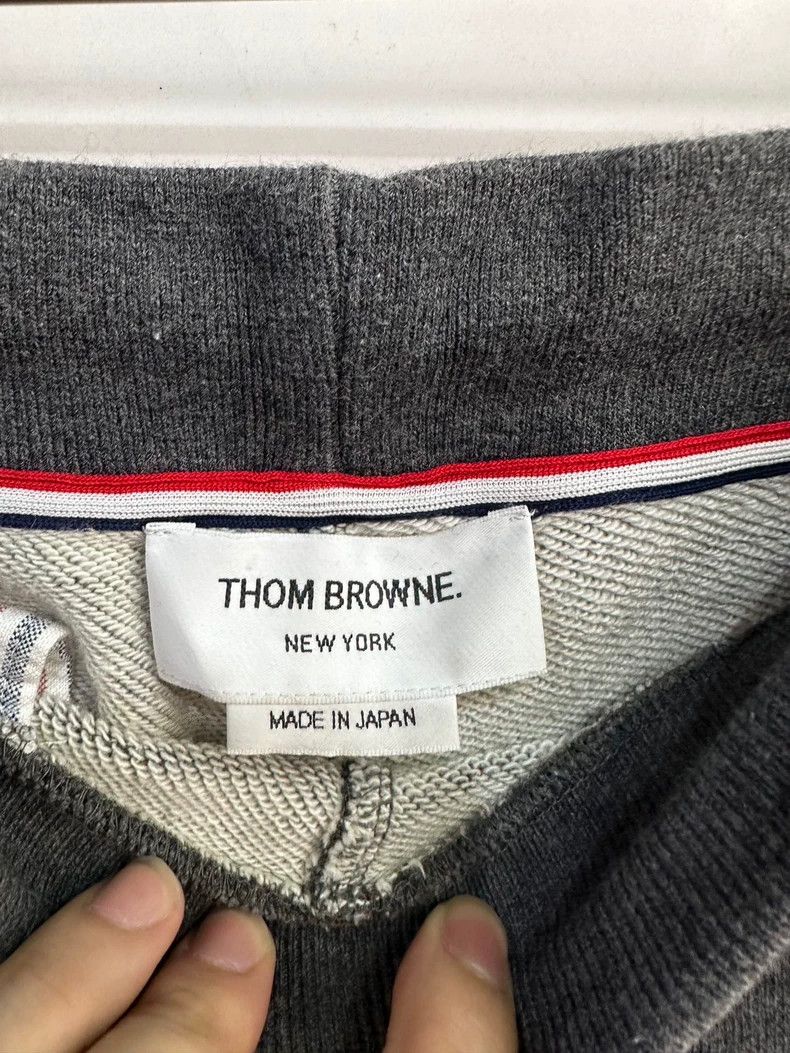 Thom Browne Thom Browne size0 Dark grey classic striped trousers Size US 26 / EU 42 - 3 Thumbnail