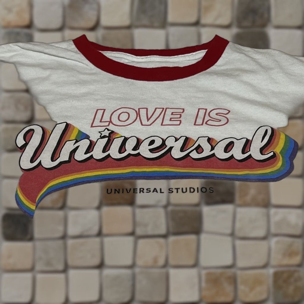 Vintage VINTAGE Universal Studios Love Is Universal T-Shirt Men Large Ringer Graphic White Red Size US L / EU 52-54 / 3 - 1 Thumbnail