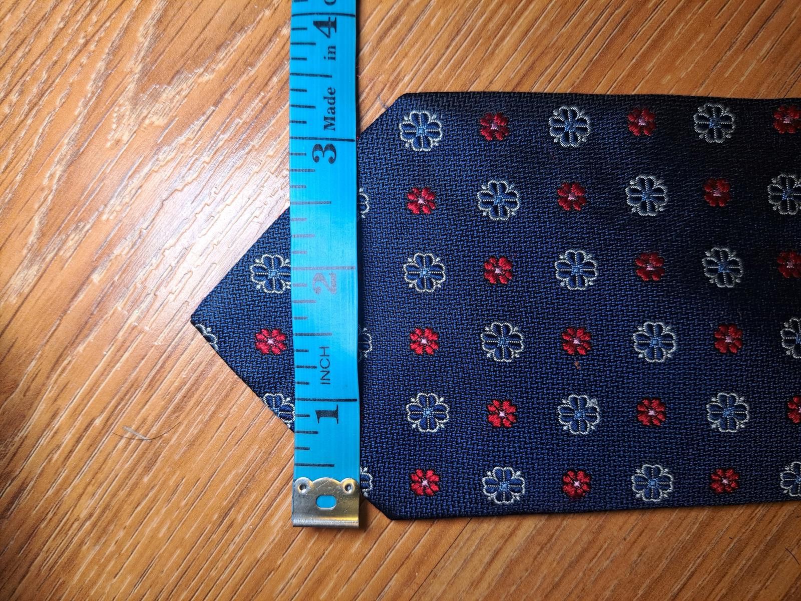Brooks Brothers Brooks Brother 346 Silk Tie Blue Floral Herringbone Size ONE SIZE - 6 Thumbnail