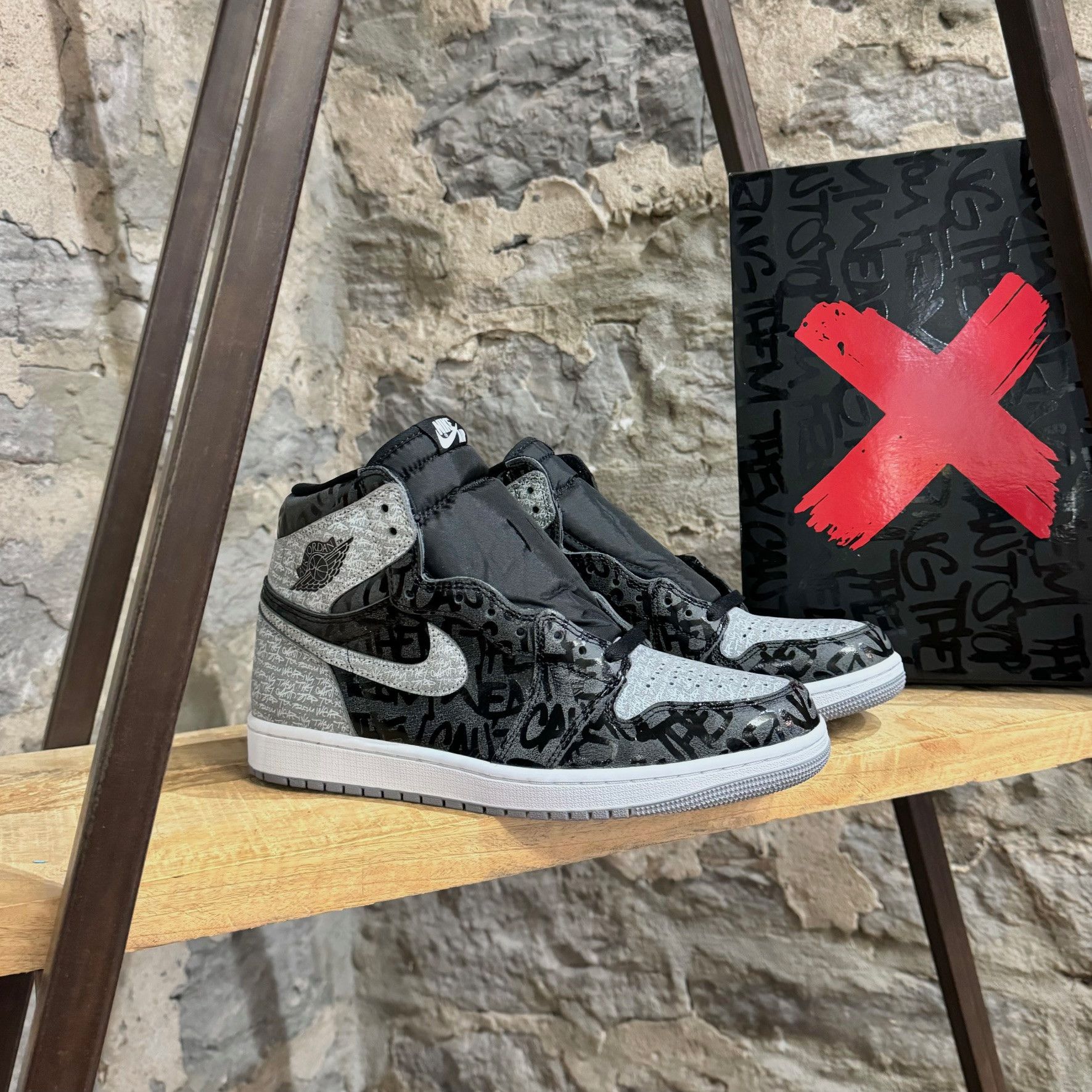 Nike Nike Air Jordan 1 Retro Rebellionnaiore High Black Sneakers Size US 9.5 / EU 42-43 - 1 Thumbnail