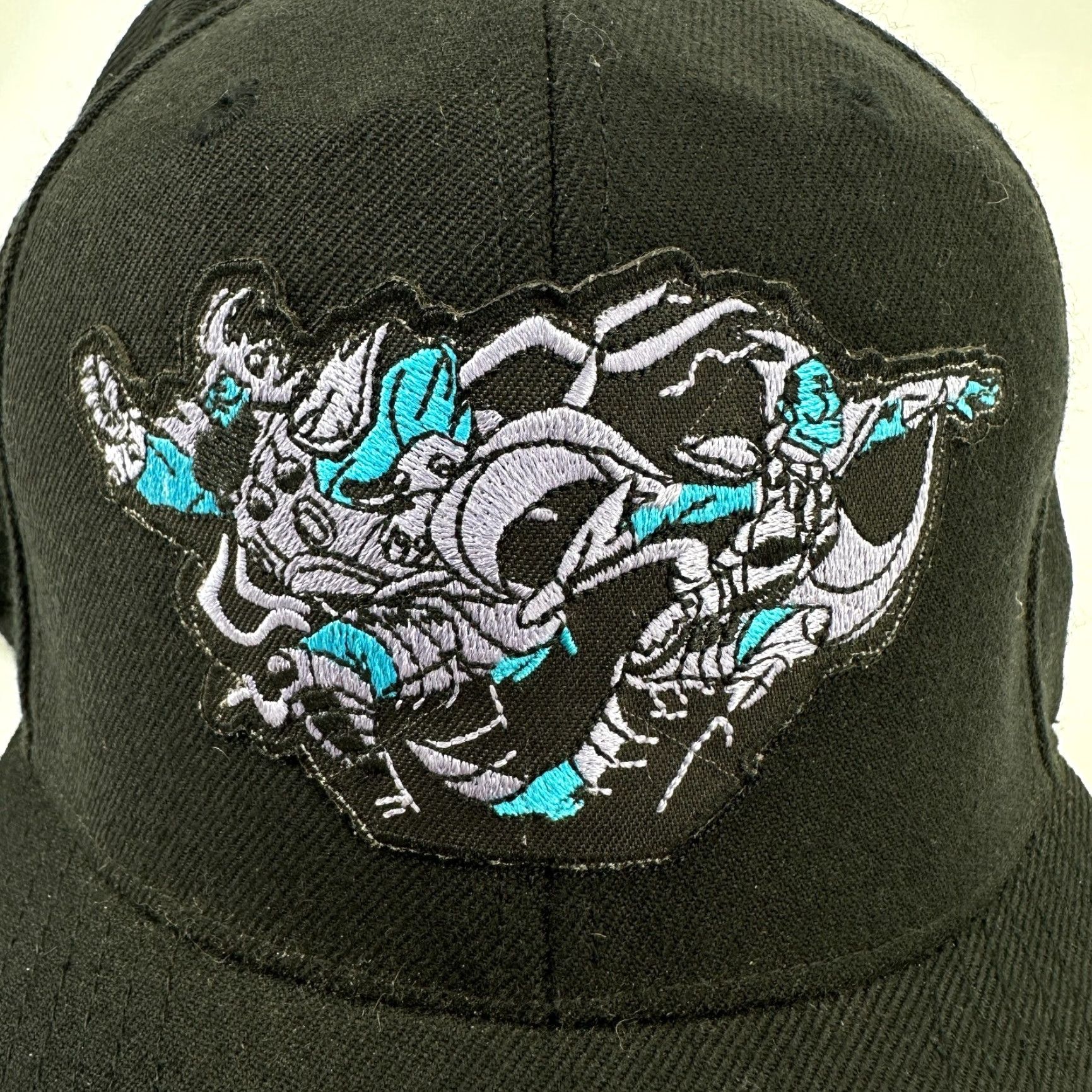 Vintage VINTAGE Peloton X Sanford Greene Hat Snapback Black Comic Book Artist Peloton Bike Mens One Size Black Comics Snapback 90s Size ONE SIZE - 2 Thumbnail