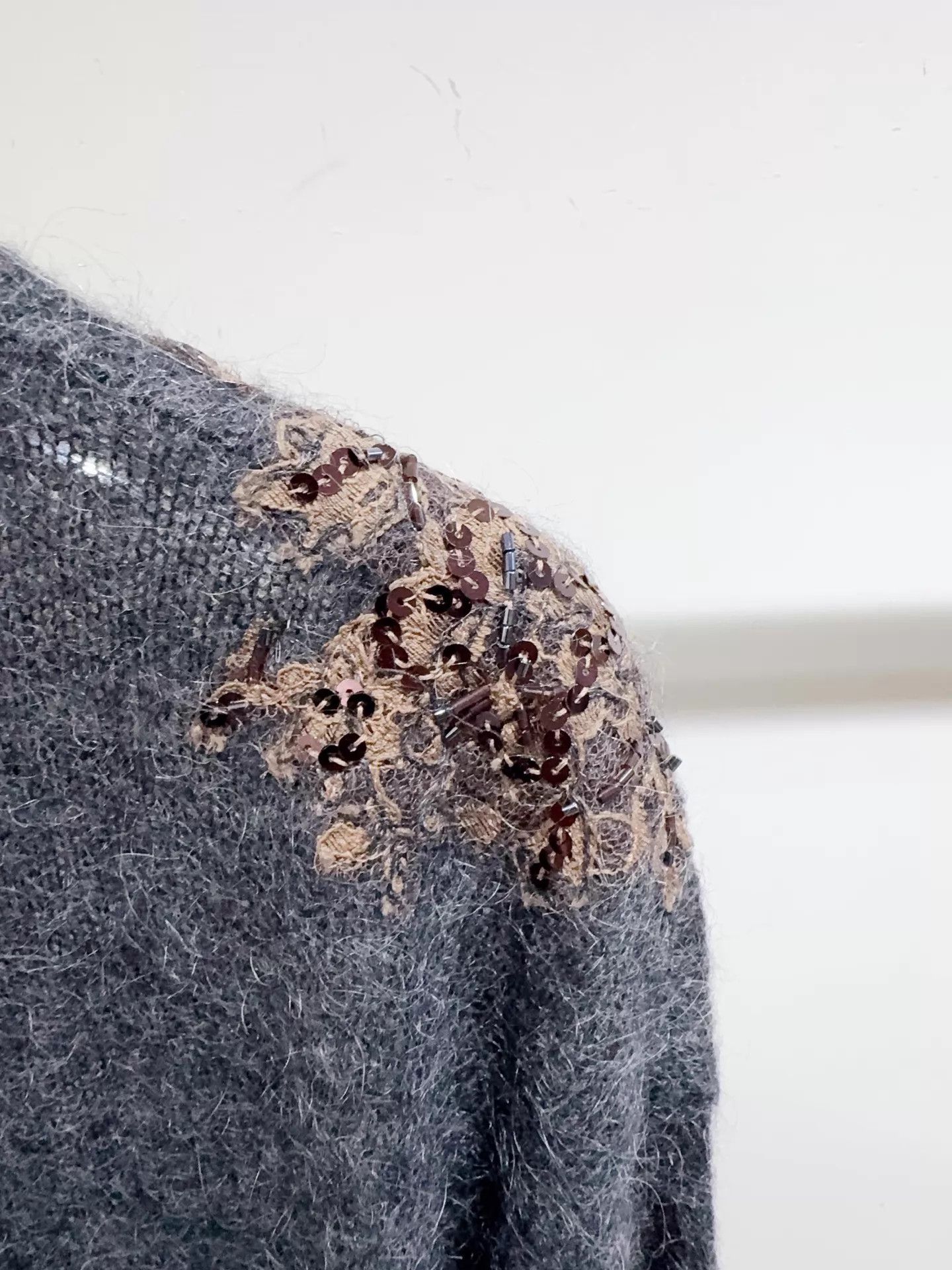 Brunello Cucinelli Brunello Cucinelli Beaded Sweater L Poster Size L / US 10 / IT 46 - 4 Thumbnail