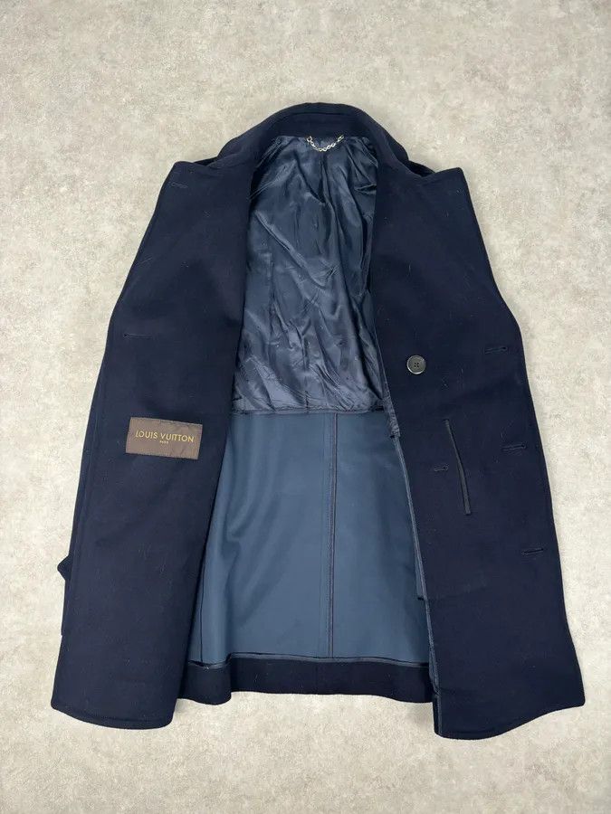 Louis Vuitton Louis Vuitton Navy Wool Double-Breasted Coat Size US M / EU 48-50 / 2 - 7 Thumbnail