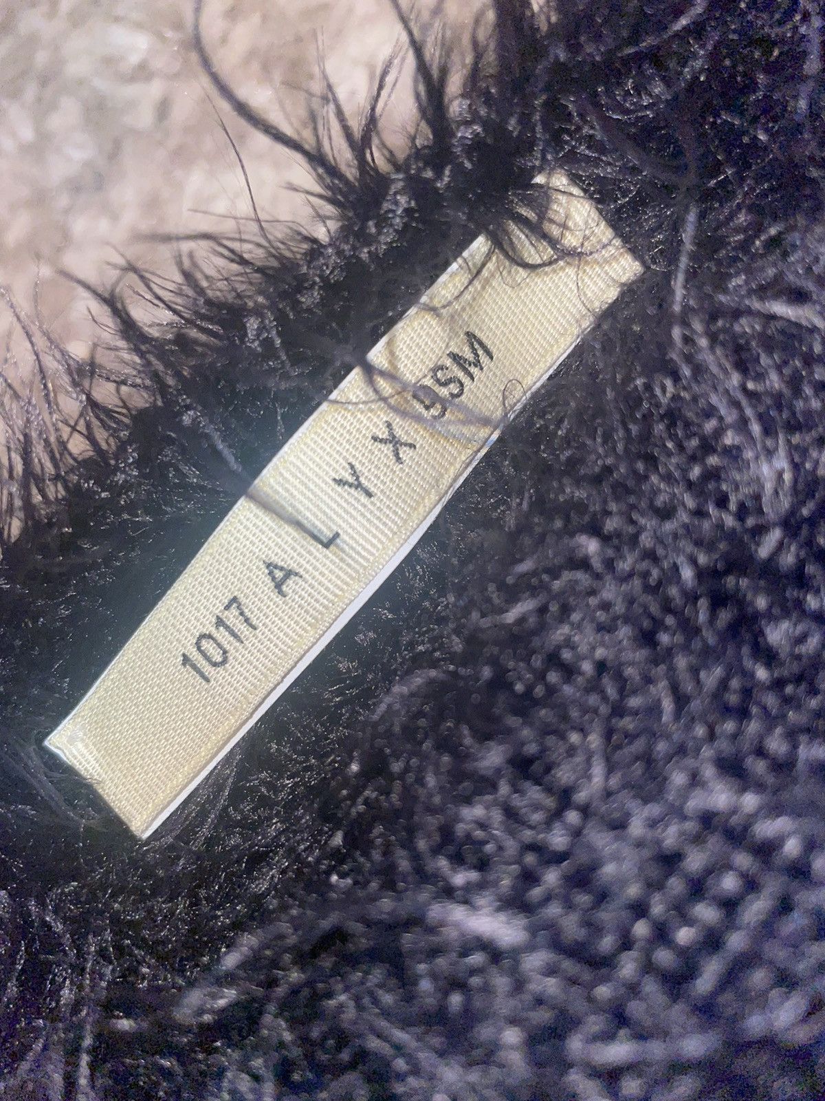 1017 ALYX 9SM × Designer 1017 ALYX 9SM Black Fur Crewneck Knit Sweater Size US M / EU 48-50 / 2 - 4 Thumbnail