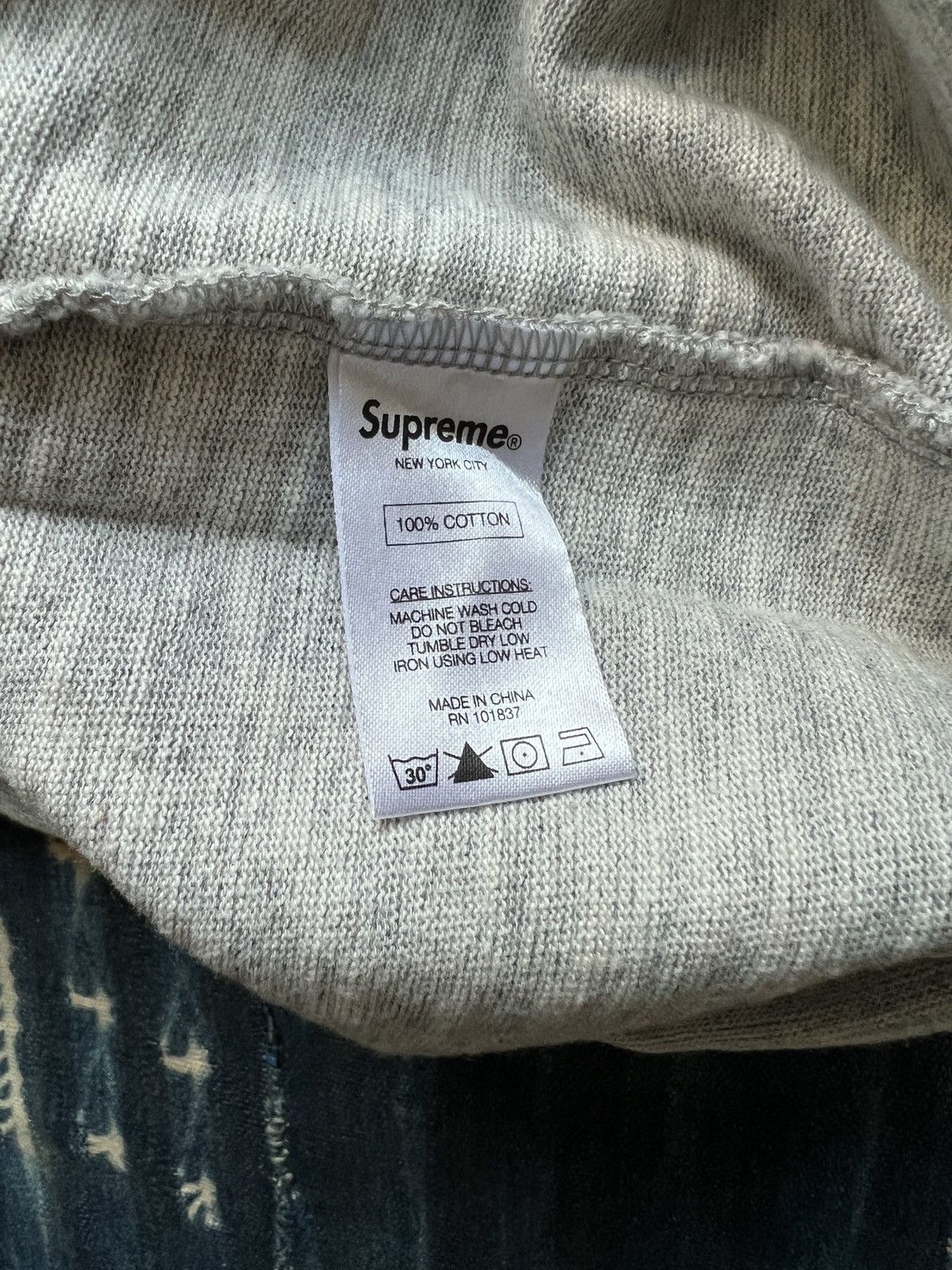 Supreme Supreme Archive Old English Jersey T-shirt Size US M / EU 48-50 / 2 - 9 Thumbnail