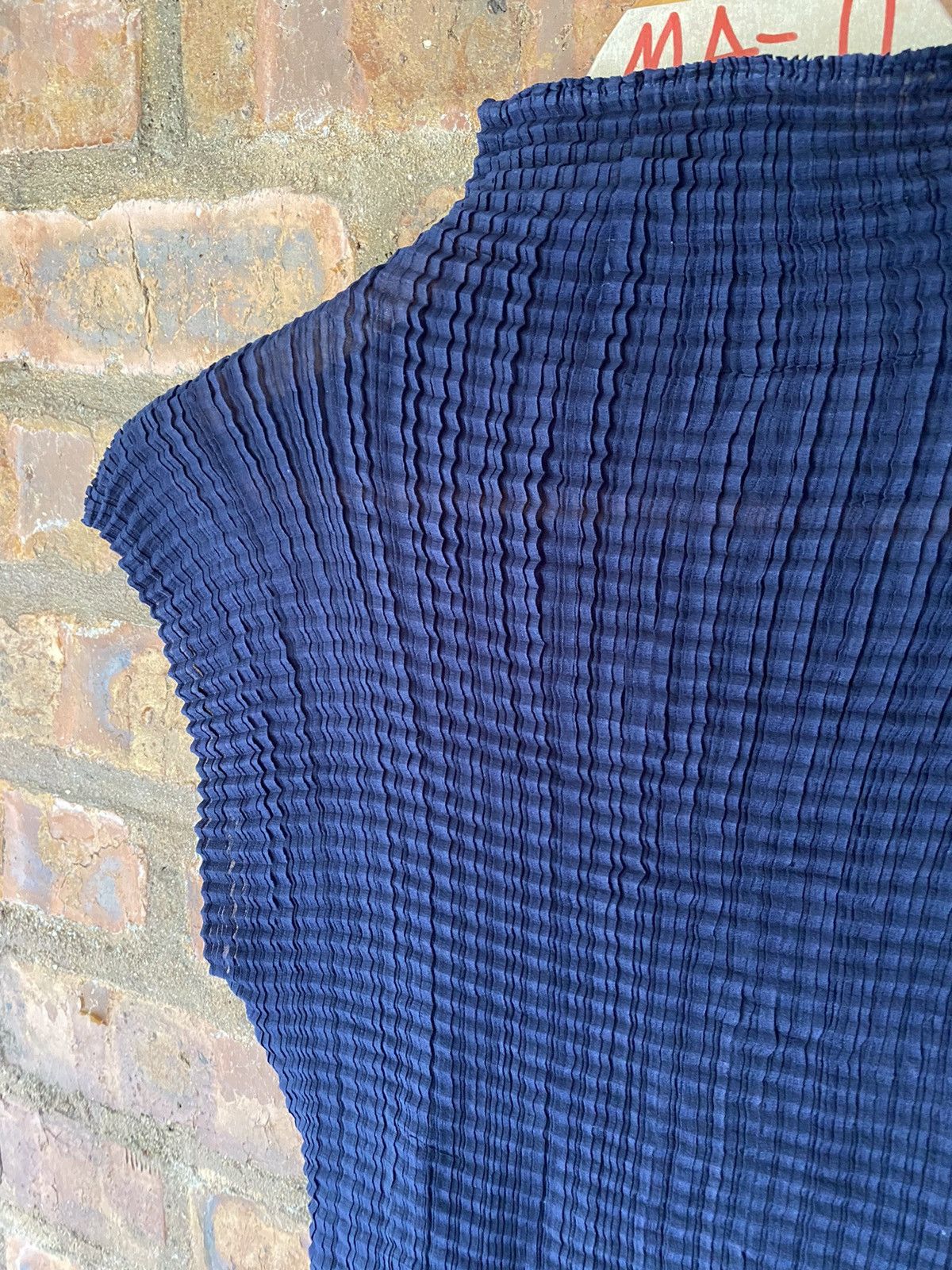 Pleats Please Issey Miyake 1990s Issey Miyake Pleat please High neck shirt Size S / US 4 / IT 40 - 5 Thumbnail