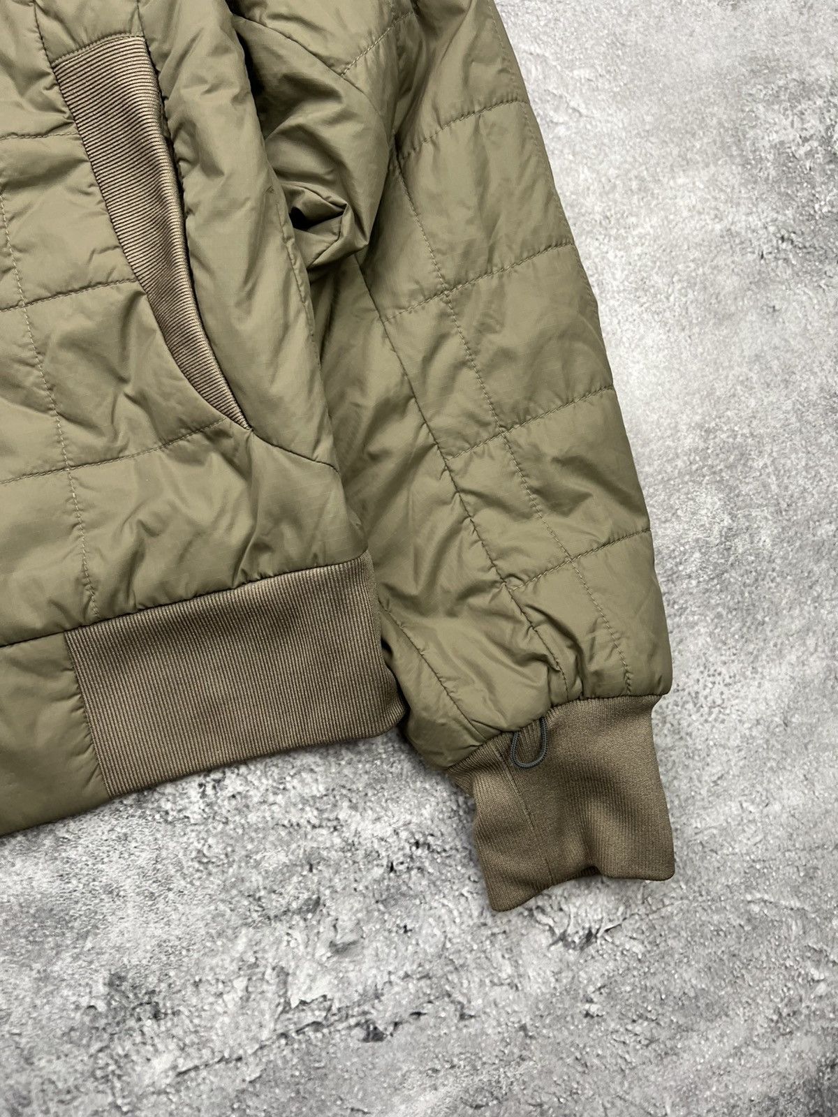 Nike Nike ACG Down Womens Jacket Puffer Size L / US 10 / IT 46 - 4 Thumbnail