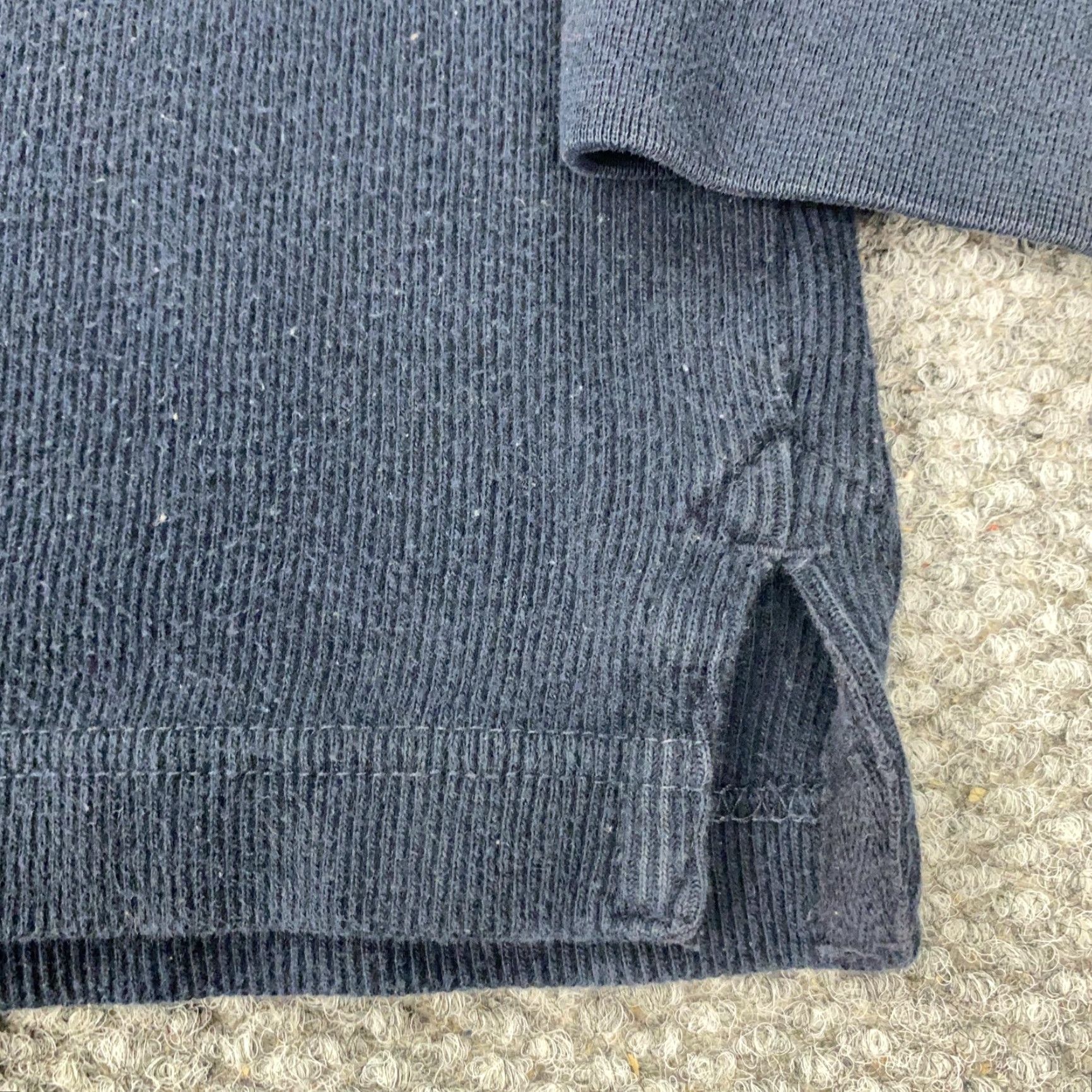 Chaps VINTAGE Chaps Ralph Lauren Sweater Mens 2XL Navy Blue V-Neck Pullover Embroidered Size US XXL / EU 58 / 5 - 4 Thumbnail