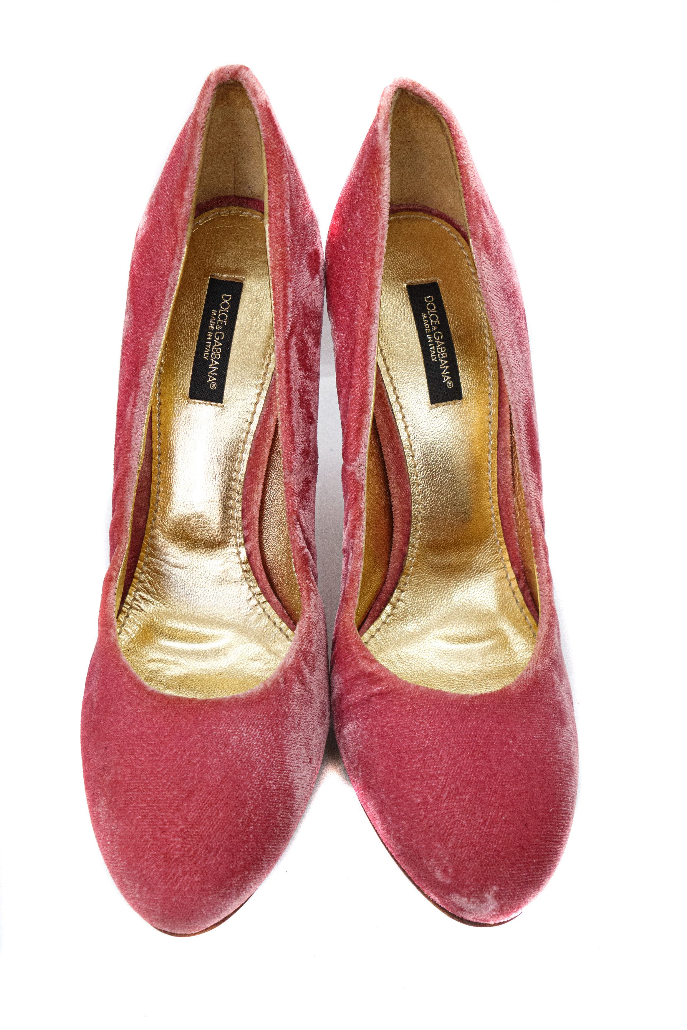 Dolce & Gabbana F/W2011 Runway Plush Velour Heels Size US 7.5 / IT 37.5 - 3 Thumbnail