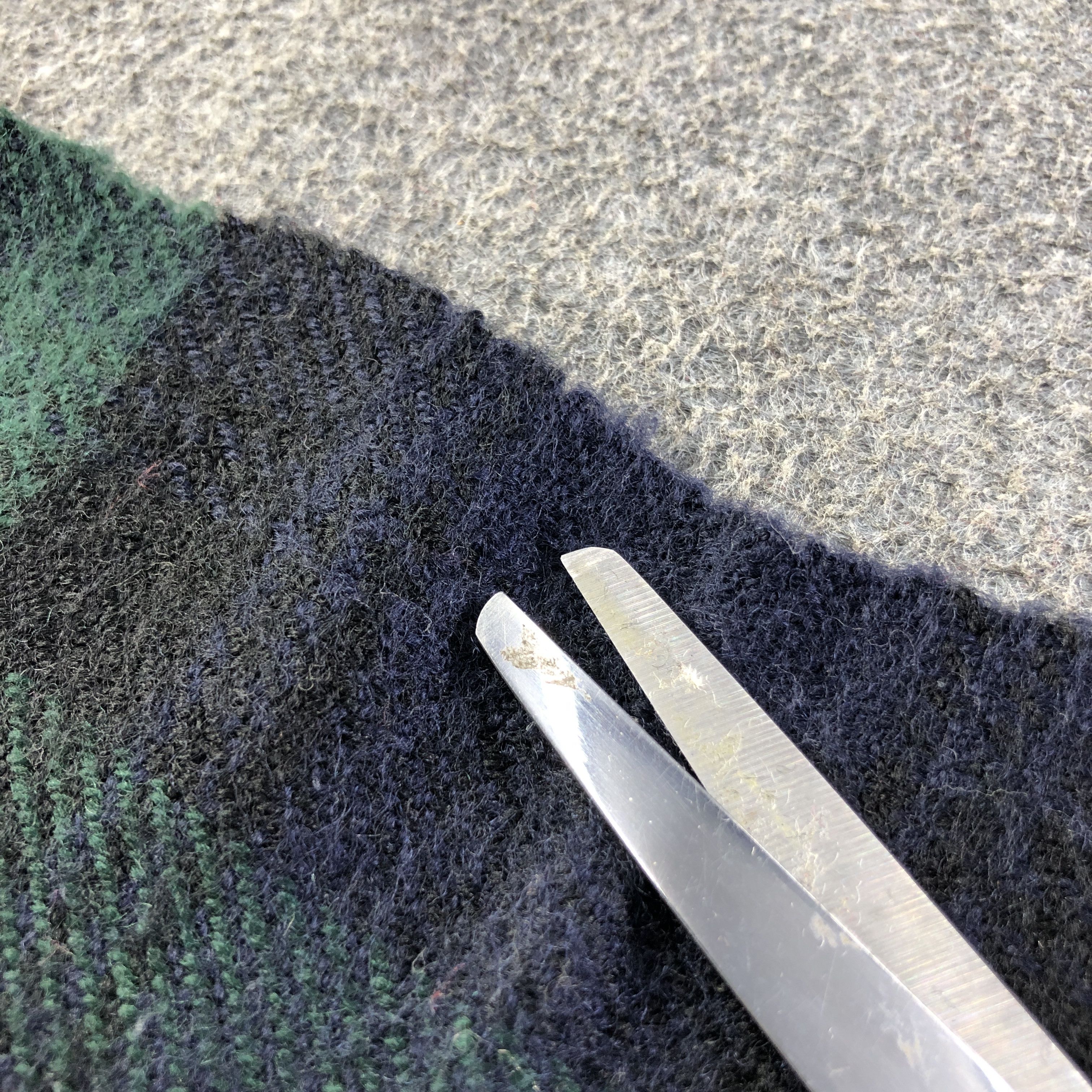Givenchy Givenchy Tartan Wool Scarf Muffler Neckwear V2687 Size ONE SIZE - 6 Thumbnail