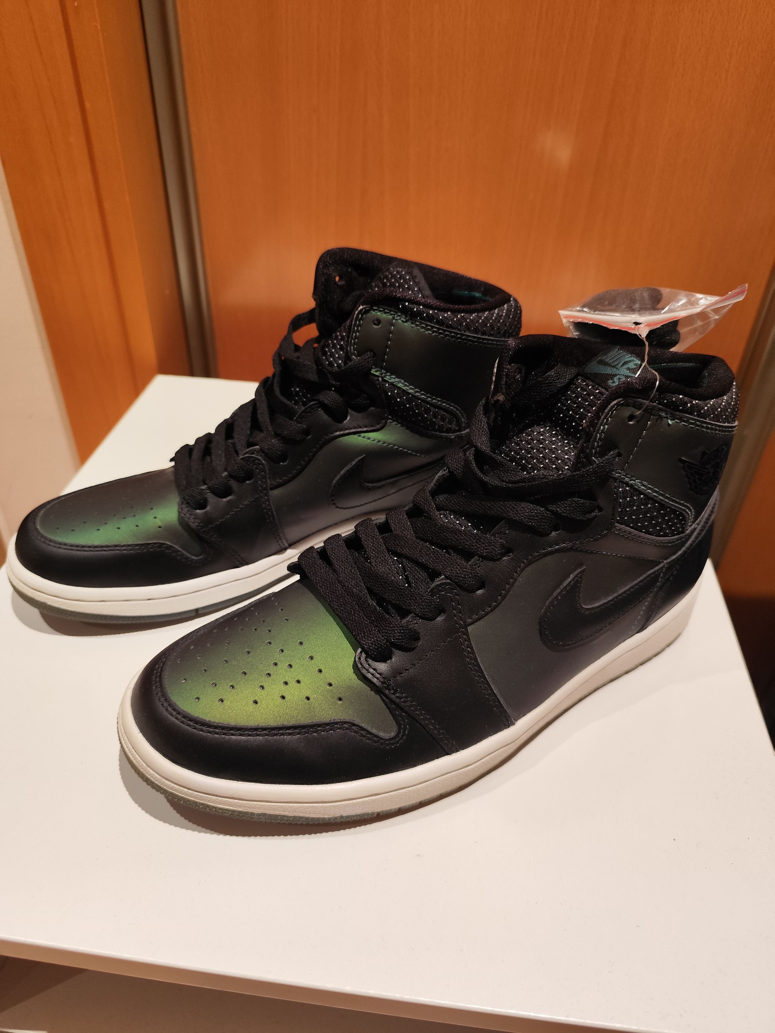 Nike Nike Jordan 1 SB Lance Mountain x Craig Stecyck Size US 9.5 / EU 42-43 - 1 Thumbnail