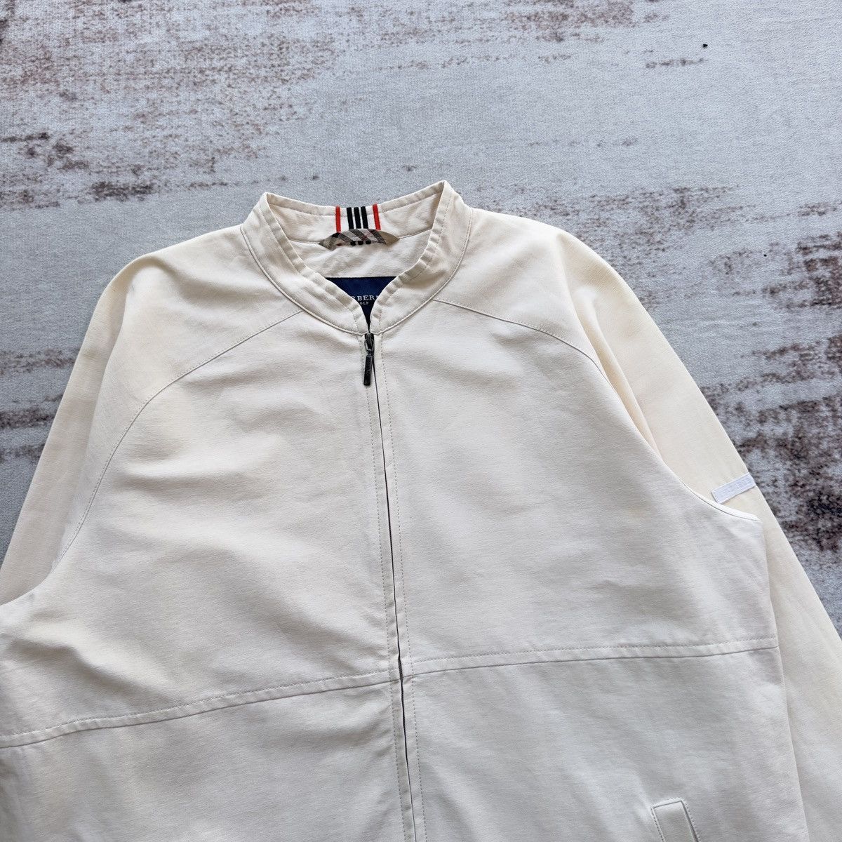 Burberry VINTAGE BURBERRY GOLF BOMBER JACKET Size US M / EU 48-50 / 2 - 3 Thumbnail