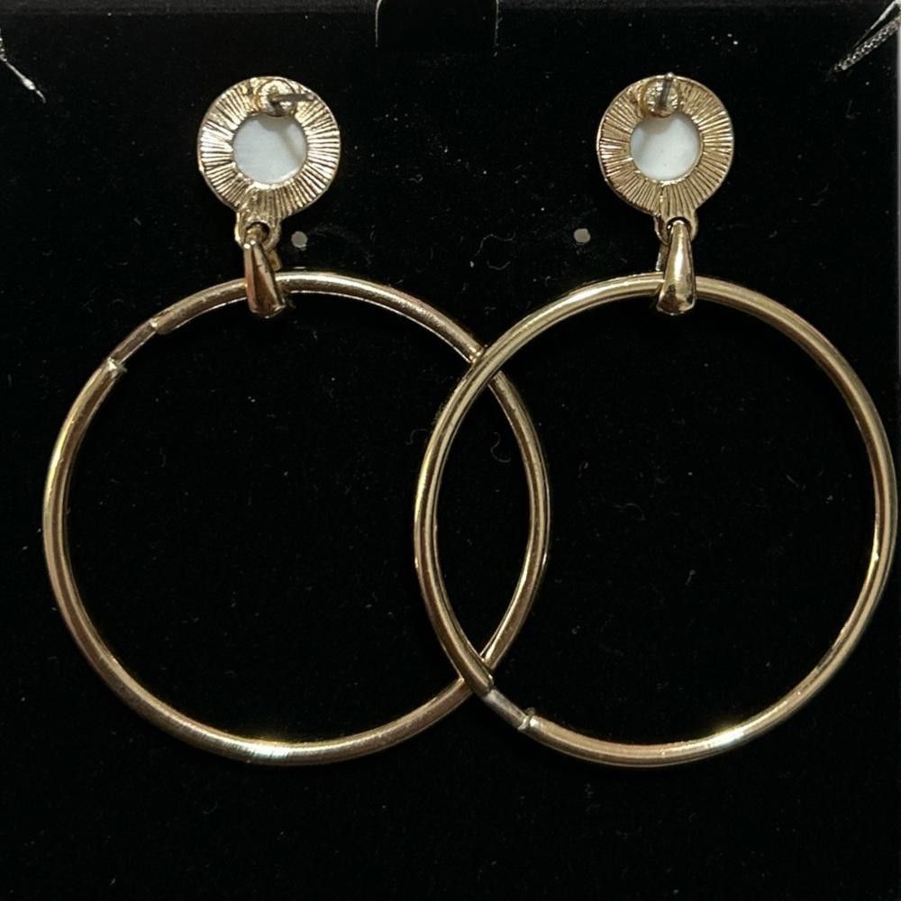 Designer Elegant Gold and Red Hoop Earrings Size ONE SIZE - 3 Thumbnail