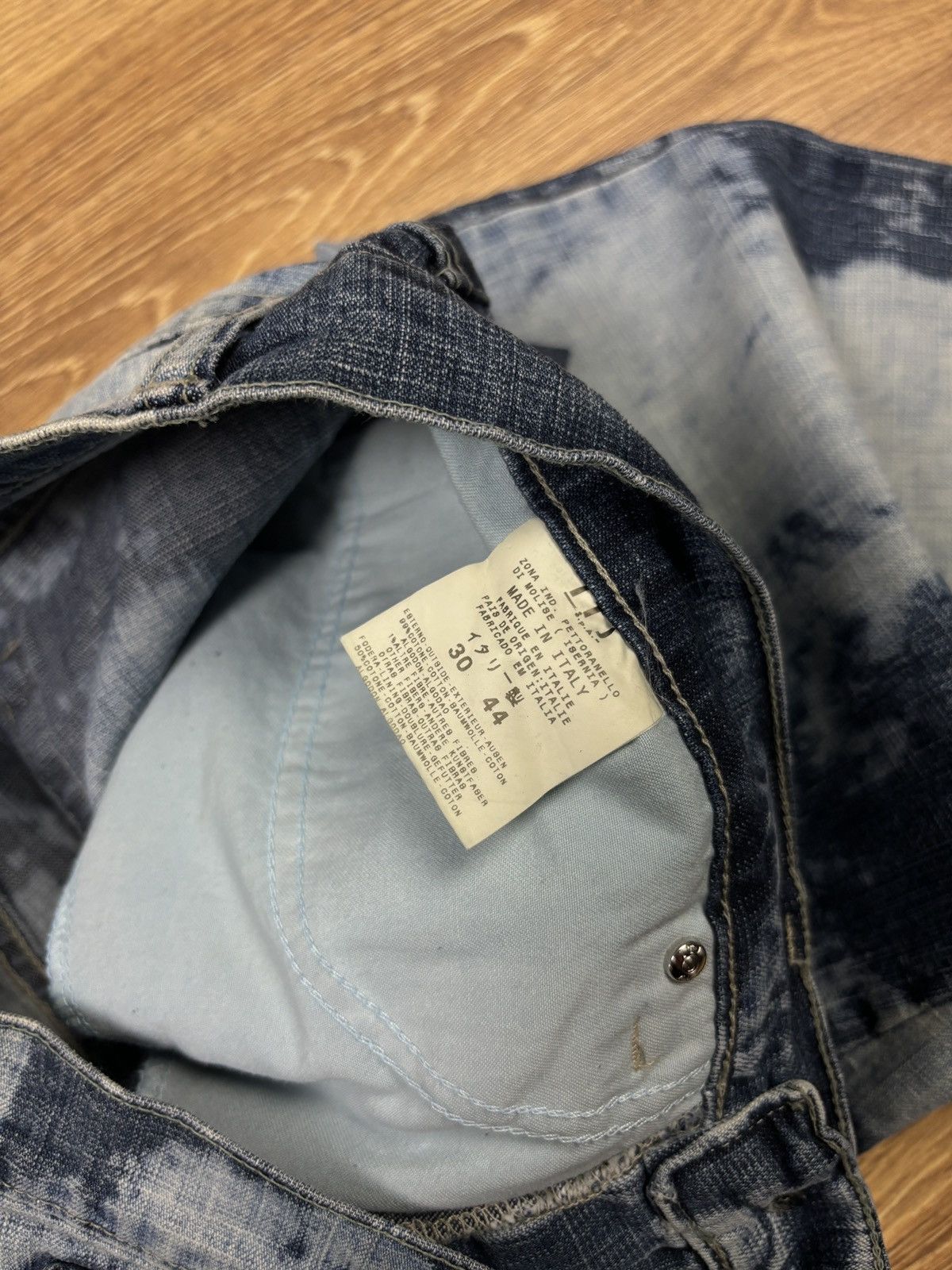 Gianfranco Ferre Gianfranco Ferré Graphic Rhinestone Denim Pants Size 30" / US 8 / IT 44 - 7 Thumbnail