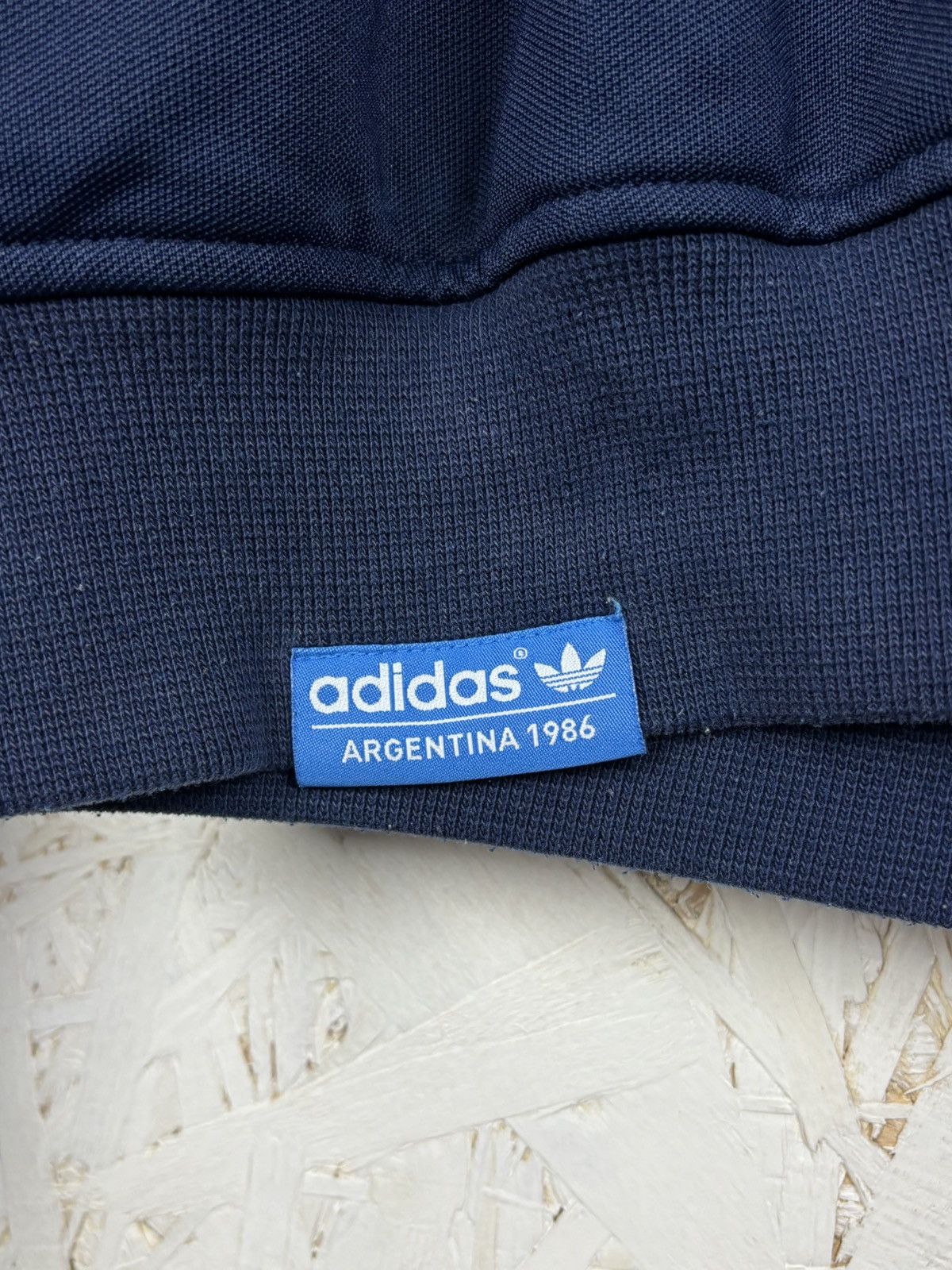 Adidas Vintage Adidas Argentina 1986 World Cup Re-Issue Jacket S Size US S / EU 44-46 / 1 - 8 Thumbnail