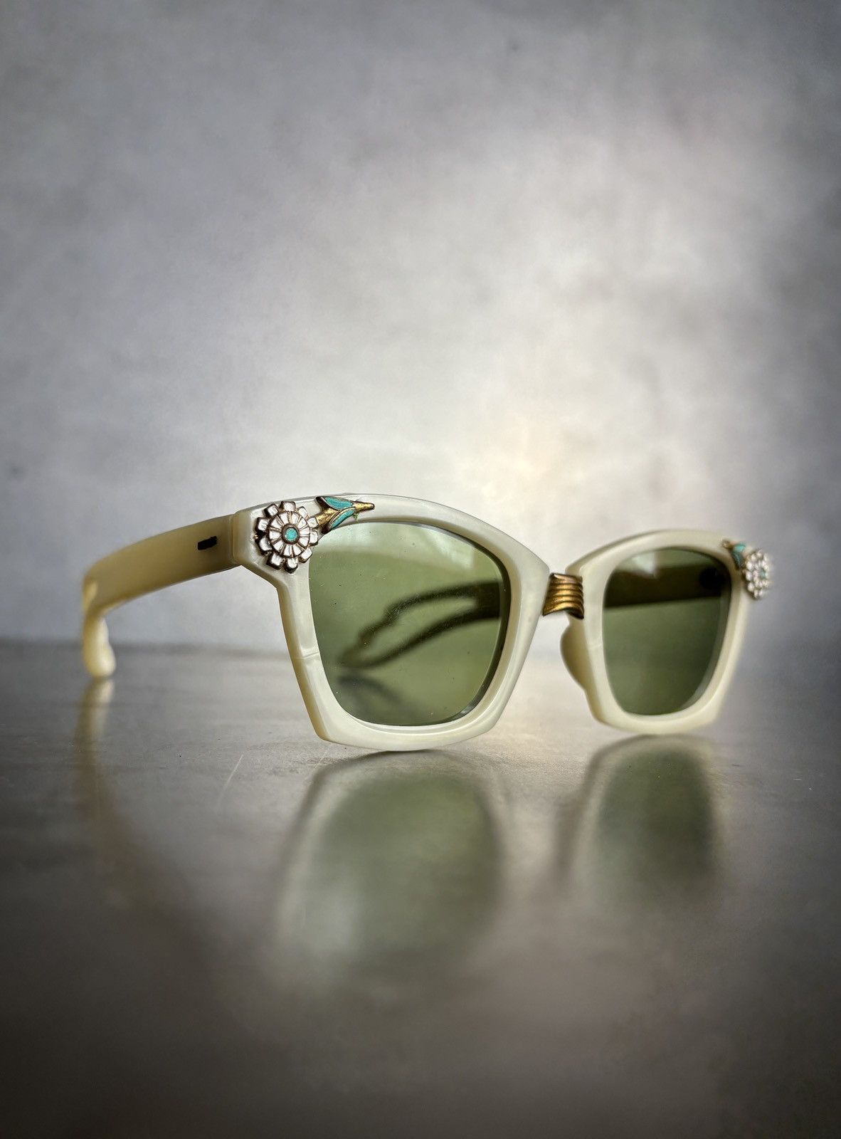 Other × Vintage 1950s Sunglasses True Vintage Jewelled Western Turanette MCM Size ONE SIZE - 14 Thumbnail