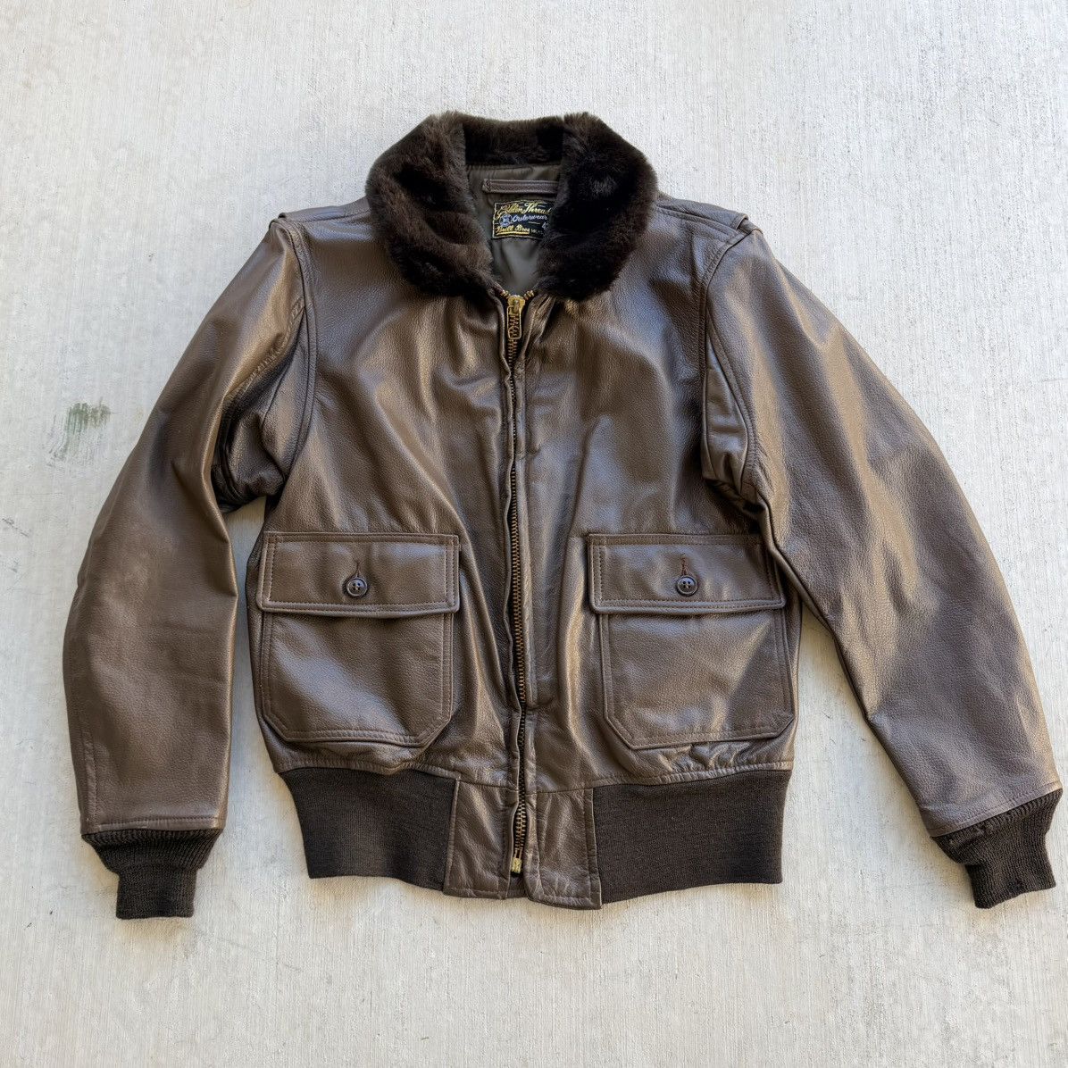 Vintage Vintage Brill Bros Leather Flight Jacket Brown Size 42 USA Size US L / EU 52-54 / 3 - 1 Thumbnail