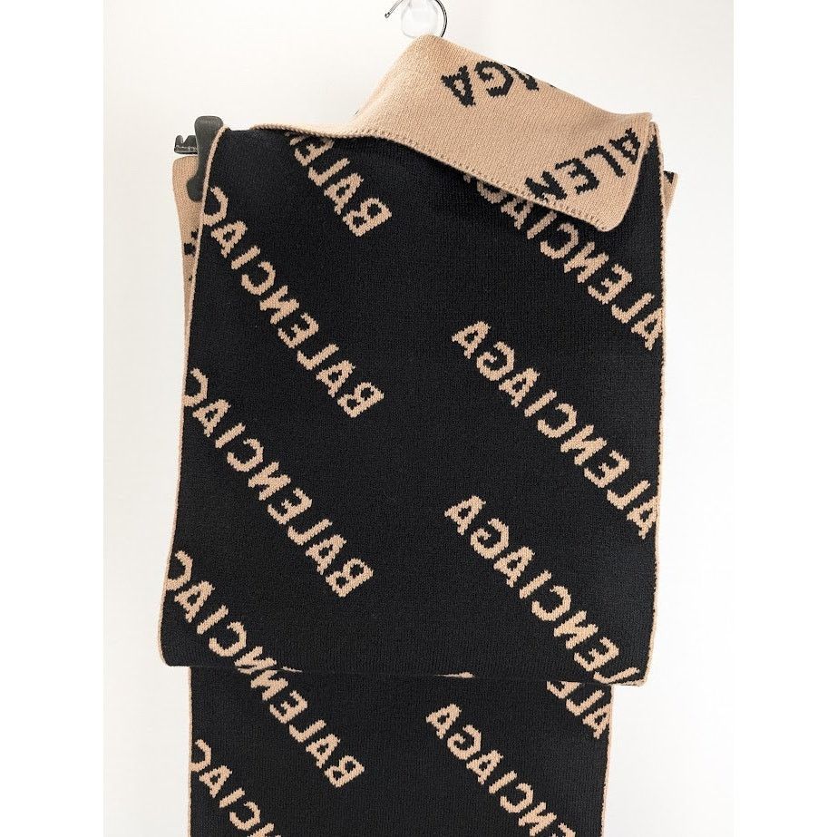 Balenciaga o1rshd1 Size: OS / Logo Scarf in Beige Size ONE SIZE - 8 Thumbnail