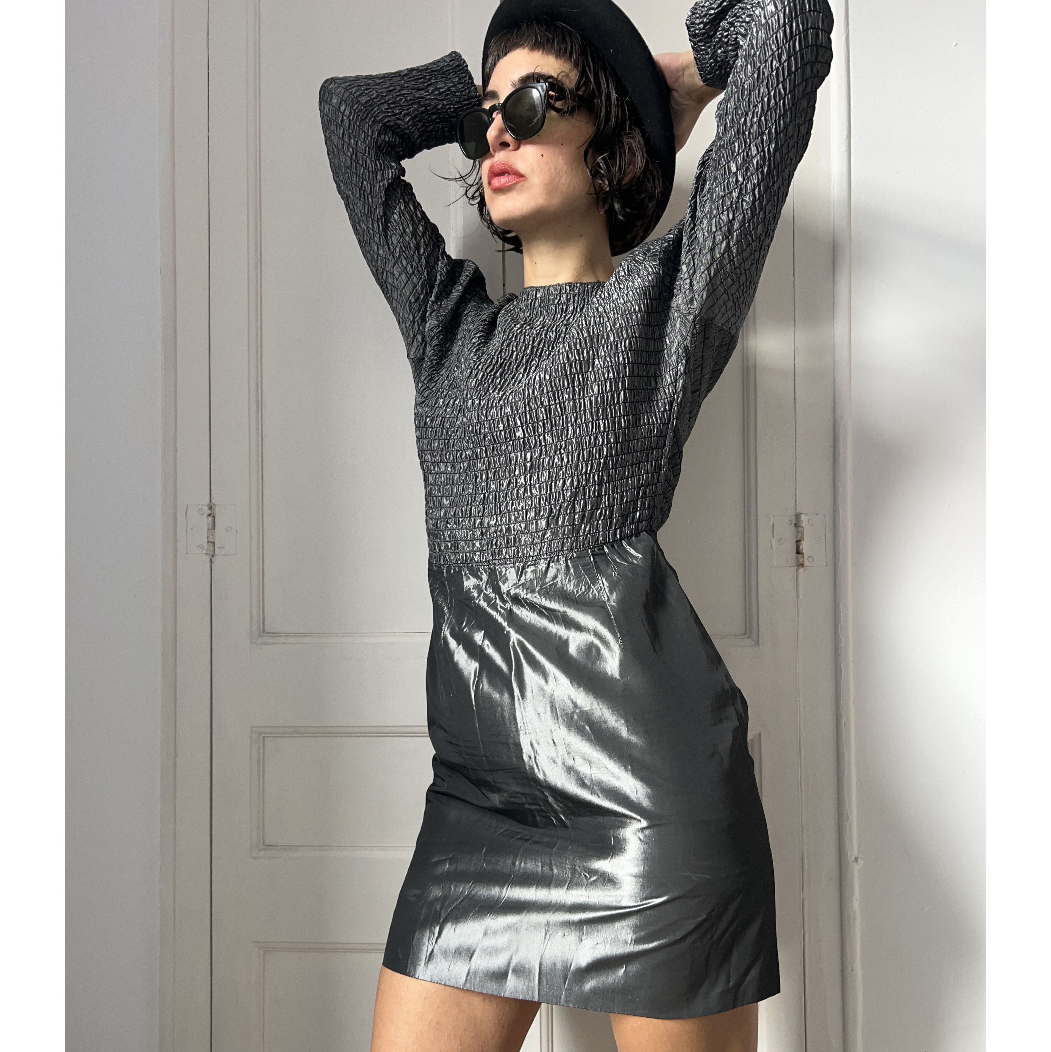 Vintage Vintage 80s Silver Mini Dress Size M / US 6-8 / IT 42-44 - 7 Thumbnail