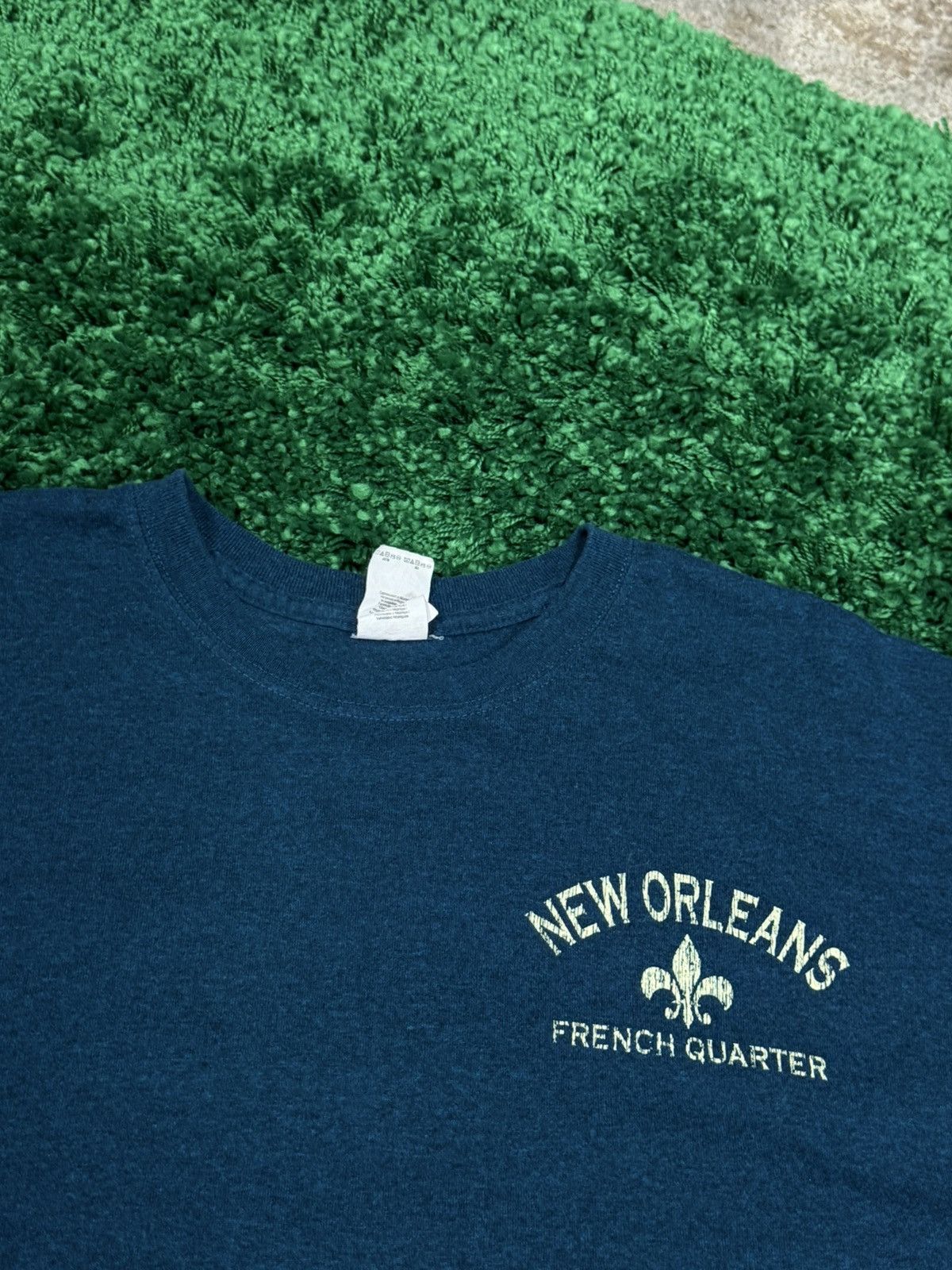 Vintage Vintage Gildan New Orleans Fleur French Quarter Tee XL Size US XL / EU 56 / 4 - 4 Thumbnail