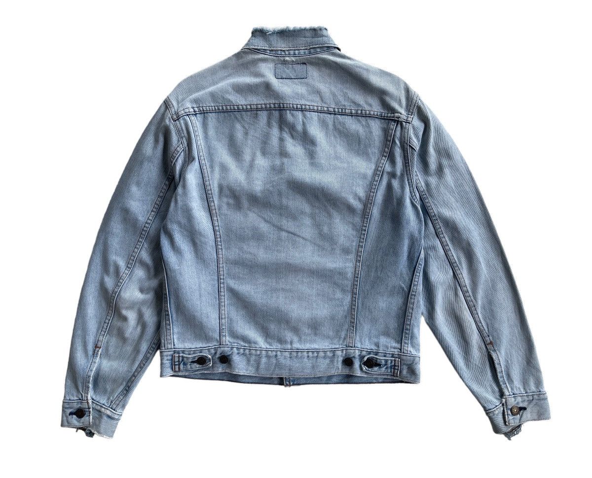 Levi's Vintage Clothing Vintage Levis J02 Distressed Trucker Denim Jacket Size US M / EU 48-50 / 2 - 3 Thumbnail