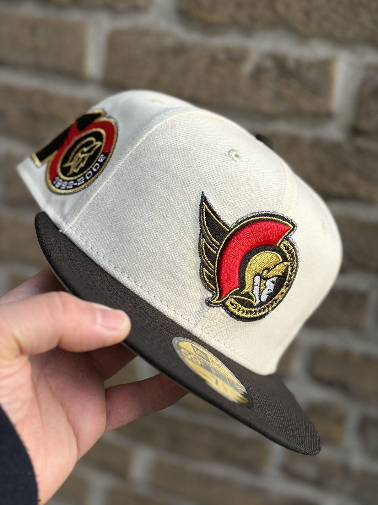 Topperz Two tone Ottawa Senators NHL🔥🔥 size 7 1/4 Size ONE SIZE - 1 Thumbnail