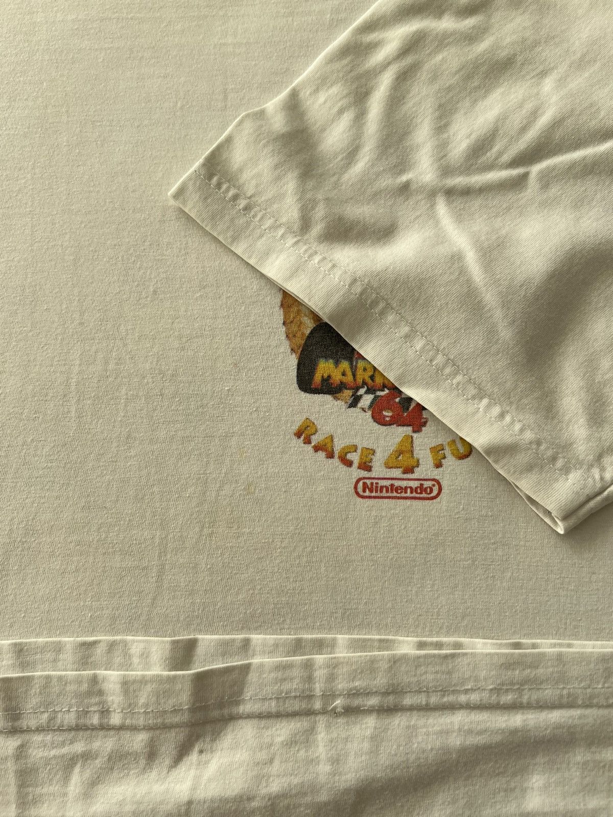 Nintendo Vintage 90s Mario Kart Nintendo 64 Video Game White T-shirt Size US L / EU 52-54 / 3 - 7 Thumbnail