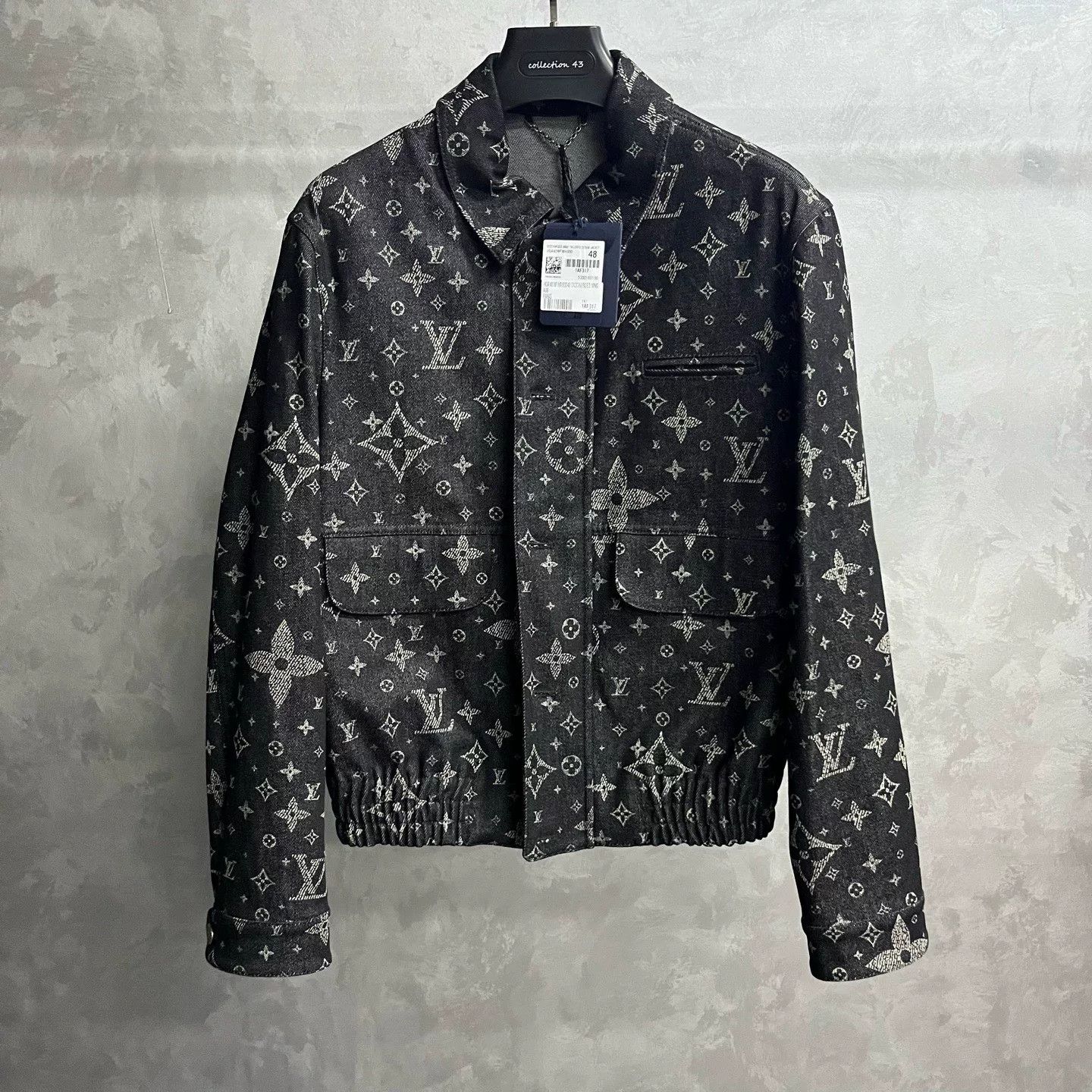 Louis Vuitton Louis Vuitton Retro Black Light Jacket s Men Size US S / EU 44-46 / 1 - 1 Thumbnail