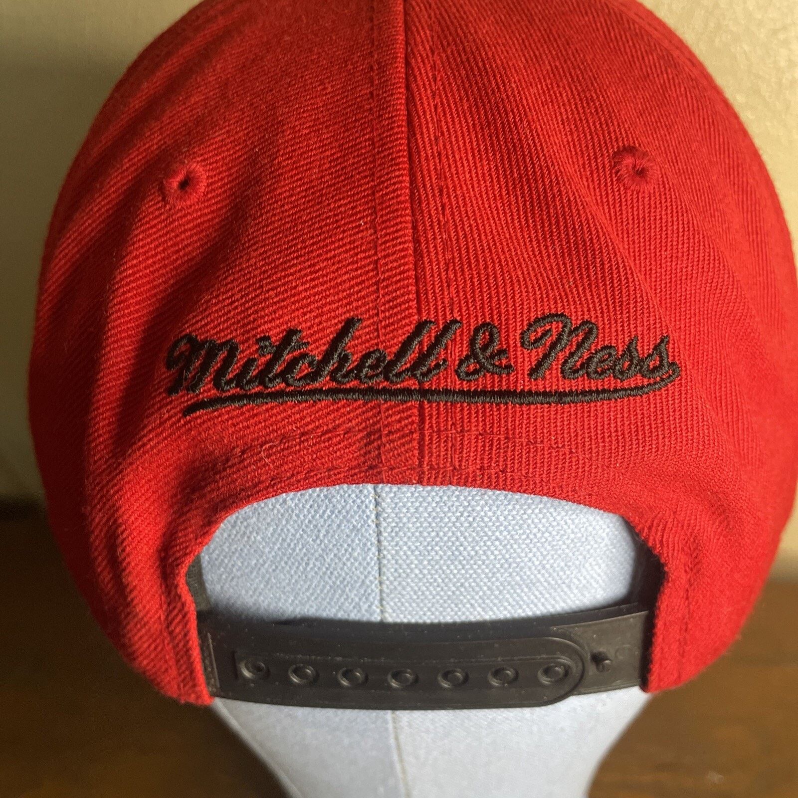 Mitchell & Ness Mitchell & Ness Toronto Raptors Black Red Snapback Size US XL / EU 56 / 4 - 7 Thumbnail