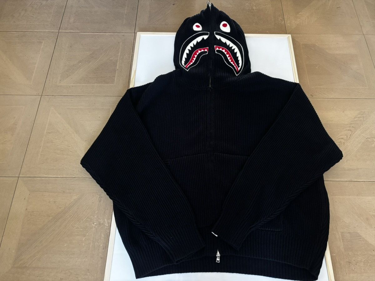 Bape Authentic ape bape shark full zip knit hoodie L new Size US L / EU 52-54 / 3 - 1 Thumbnail