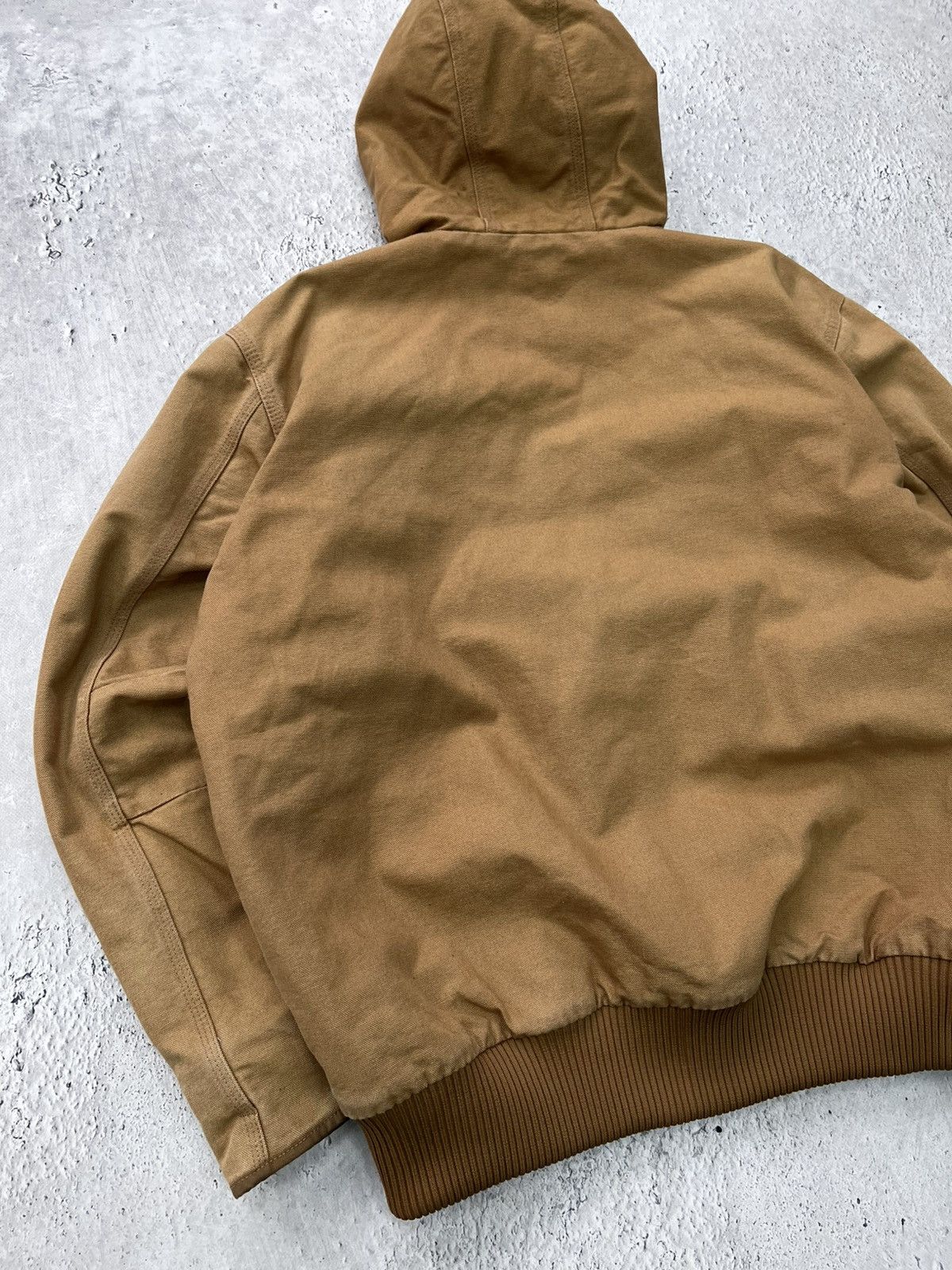 Carhartt × Vintage 90's Faded brown Vintage Carhartt Active Jacket JR105 Size US L / EU 52-54 / 3 - 11 Thumbnail