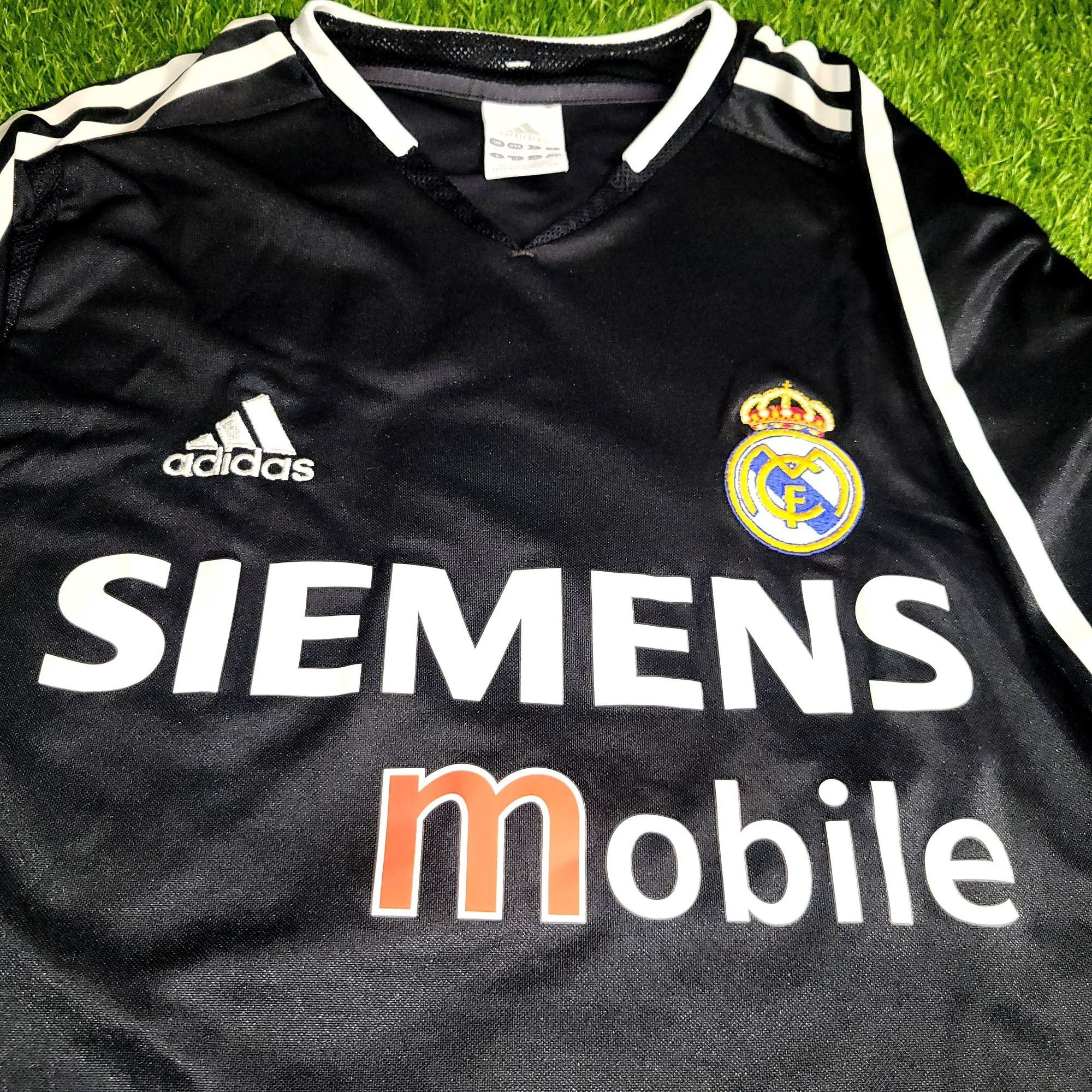 Adidas Zidane Real Madrid 2004 2005 Away Soccer Jersey Shirt M Size US M / EU 48-50 / 2 - 3 Thumbnail