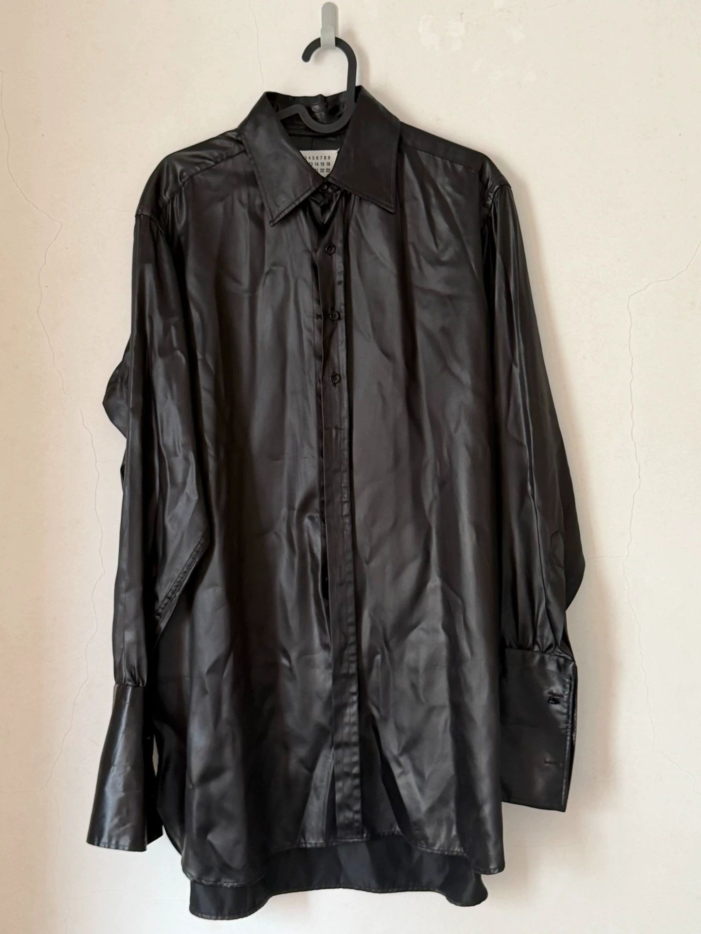 Maison Margiela Maison Margiela Women's Classic Satin Shirt Size S / US 4 / IT 40 - 1 Thumbnail